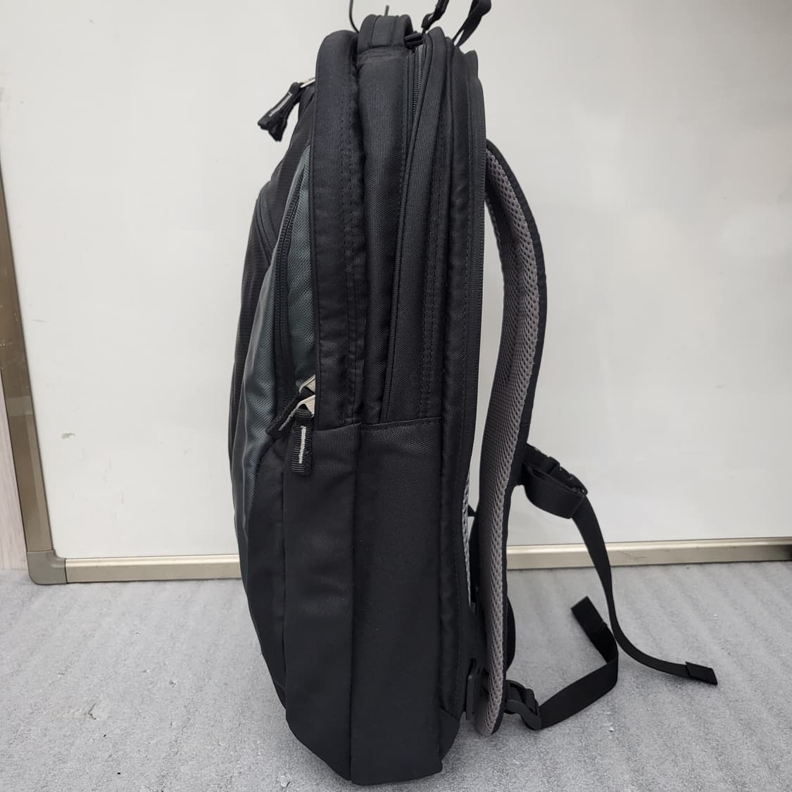 도이터 Giga Flat 17 백팩 상품이미지4