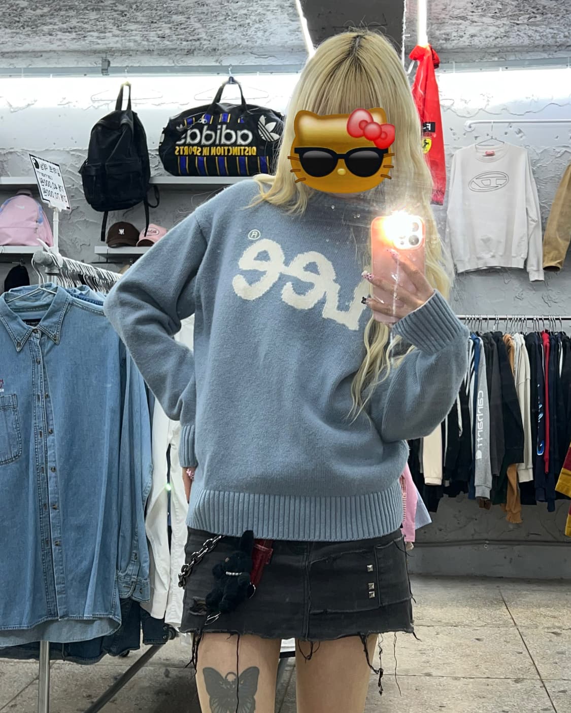 착샷O 리 스카이블루 빅로고 니트 상품이미지3