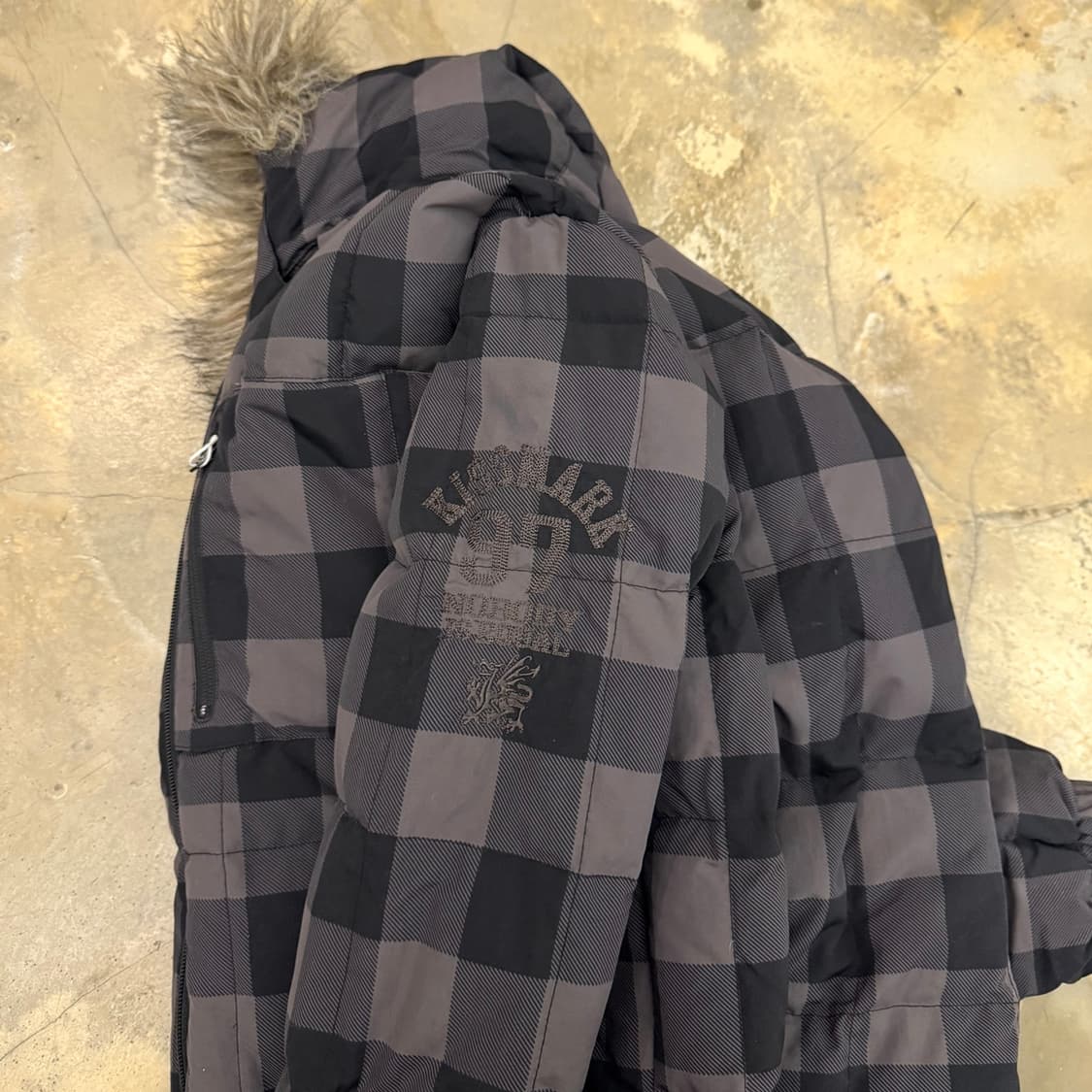 키스마크 체크 패디드 다운 퍼 자켓 블랙/그레이 상품이미지8