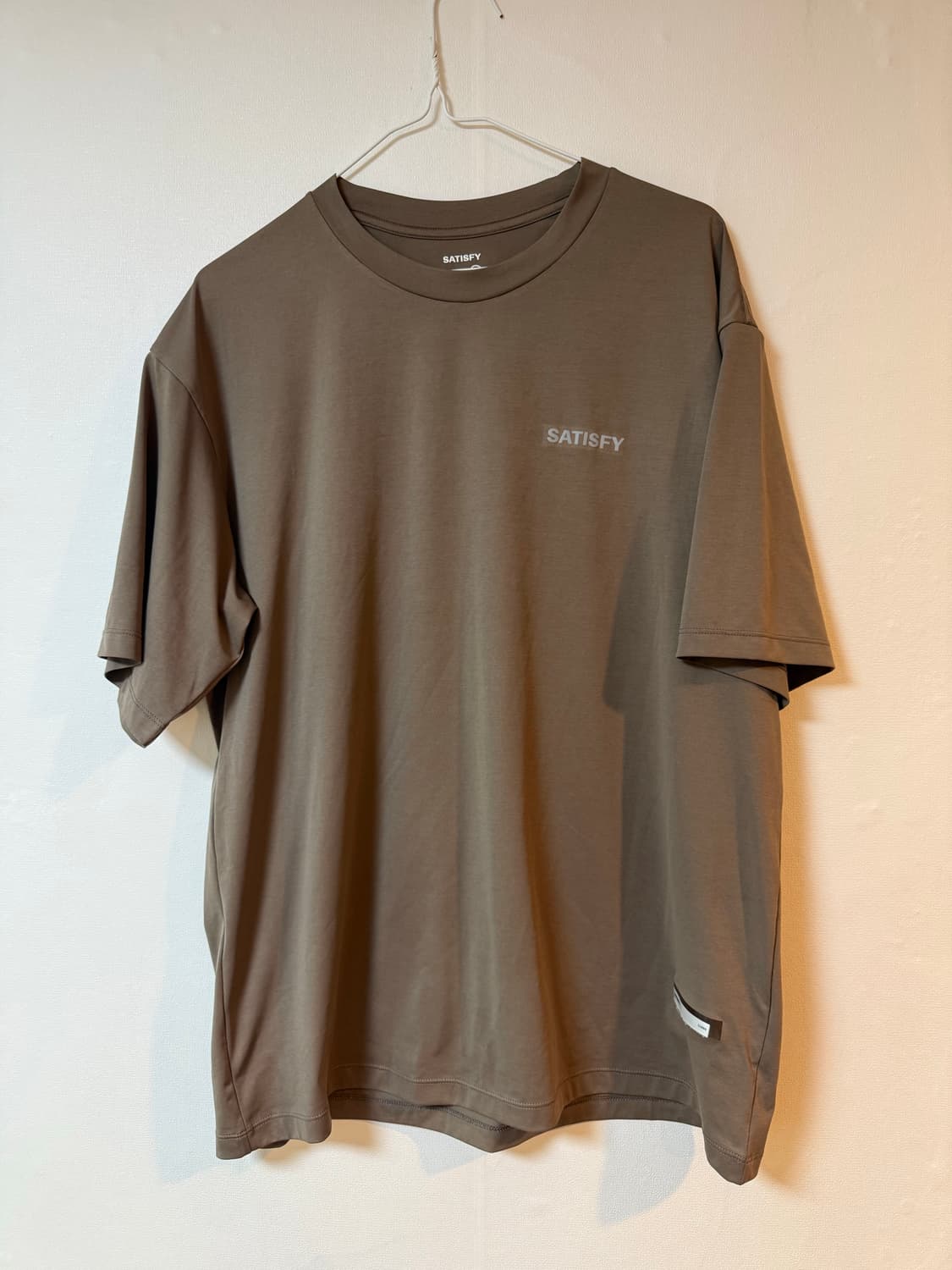 새티스파이 티셔츠 L 상품이미지1