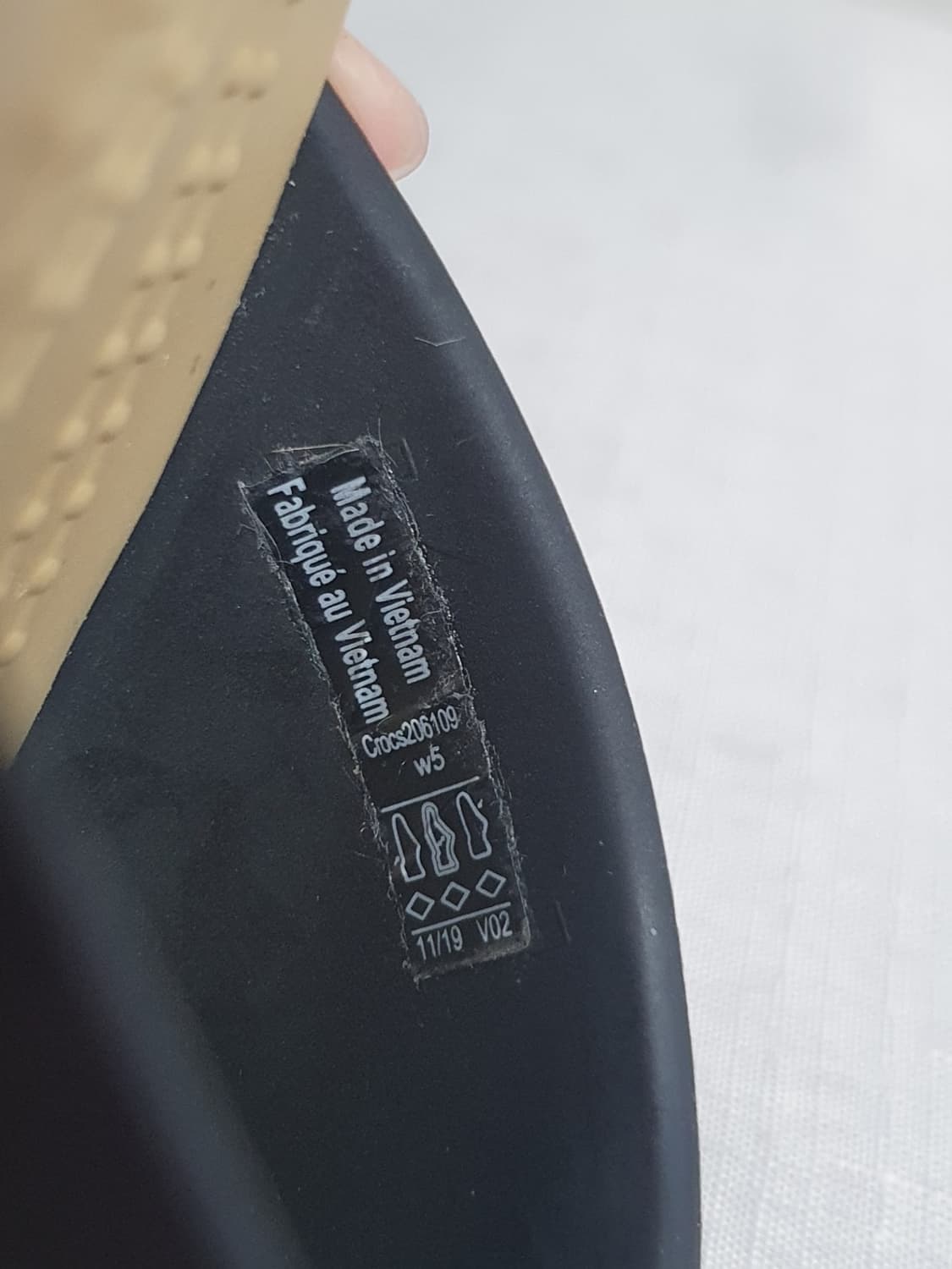 220mm 크록스 툴룸 오픈 플랫 샌들 블랙 탄 상품이미지10