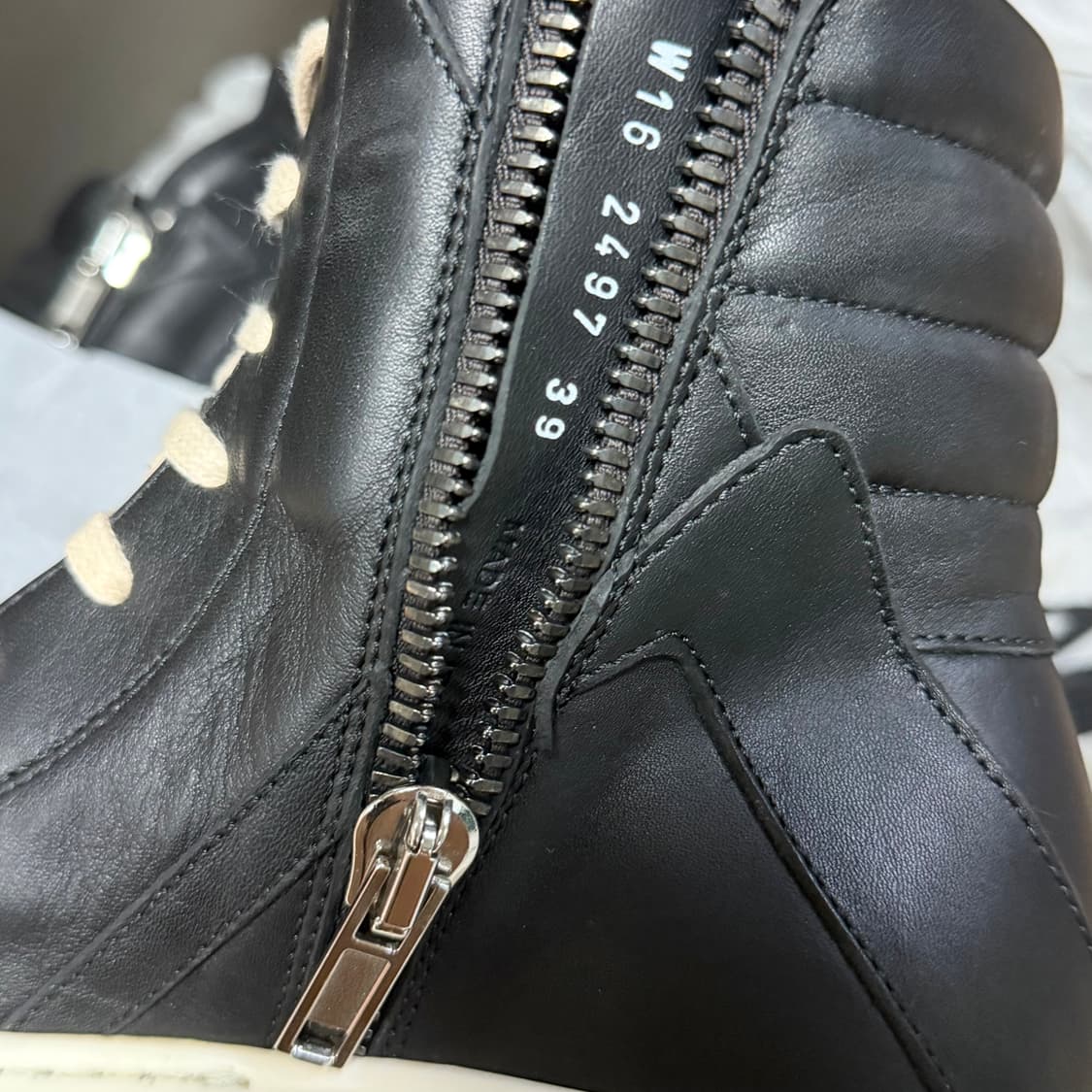 (풀구성 새상품) 릭오웬스 지오바스켓 검검흰 LPO 39 사이즈 상품이미지5