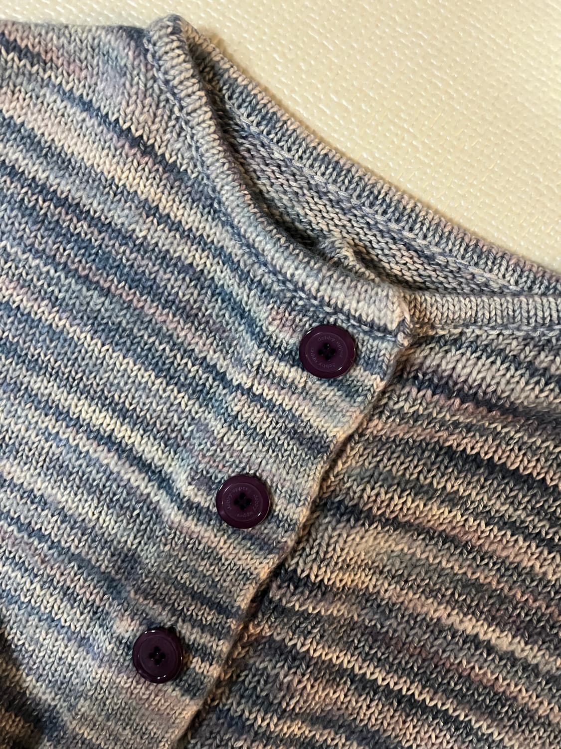 [데비어퍼] 크롭 니트 가디건 (블루 퍼플믹스) 상품이미지7