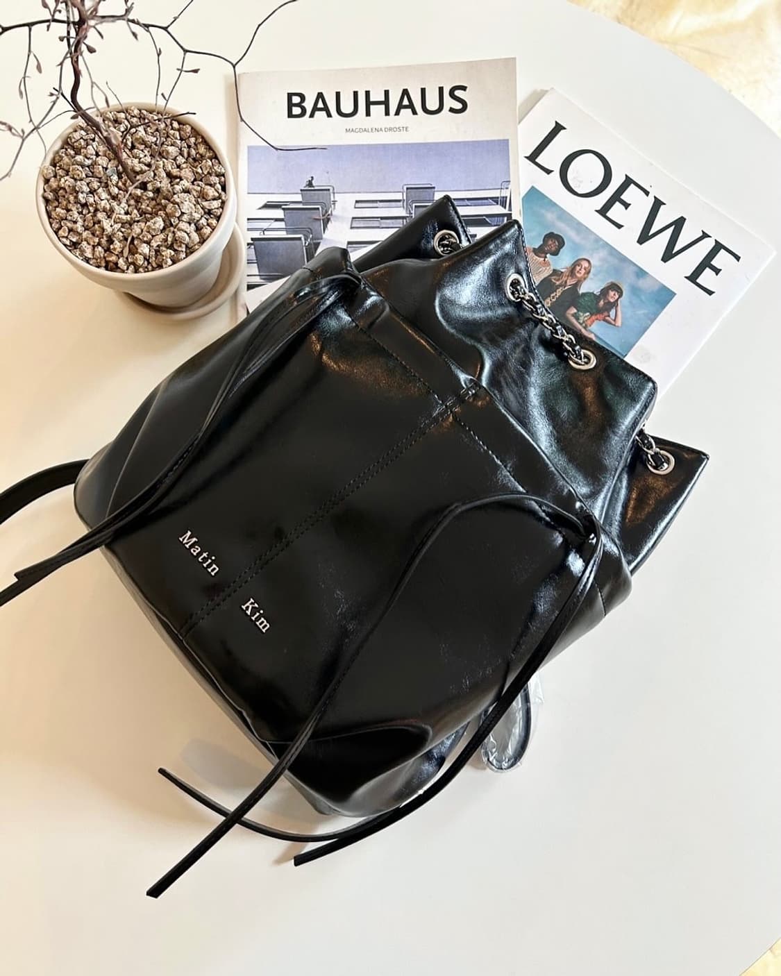 [OS] 마뗑킴 드로우 스트링 리본 백팩 블랙 상품이미지2