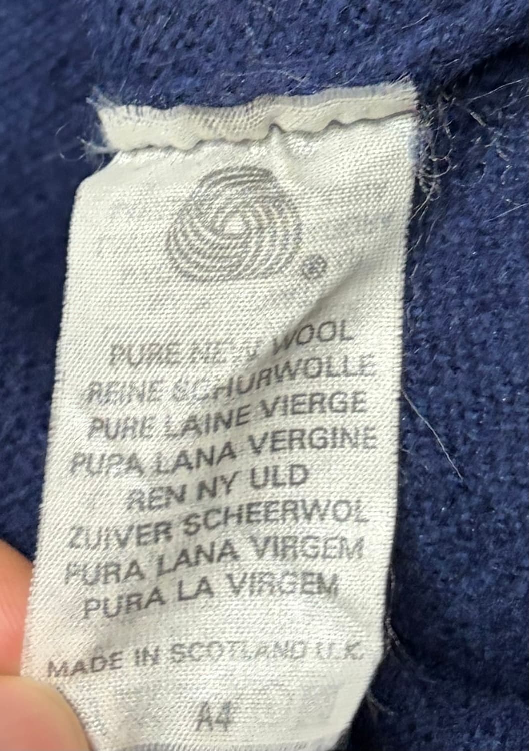 버버리 골프 네이비 V넥 니트 XXL 상품이미지8