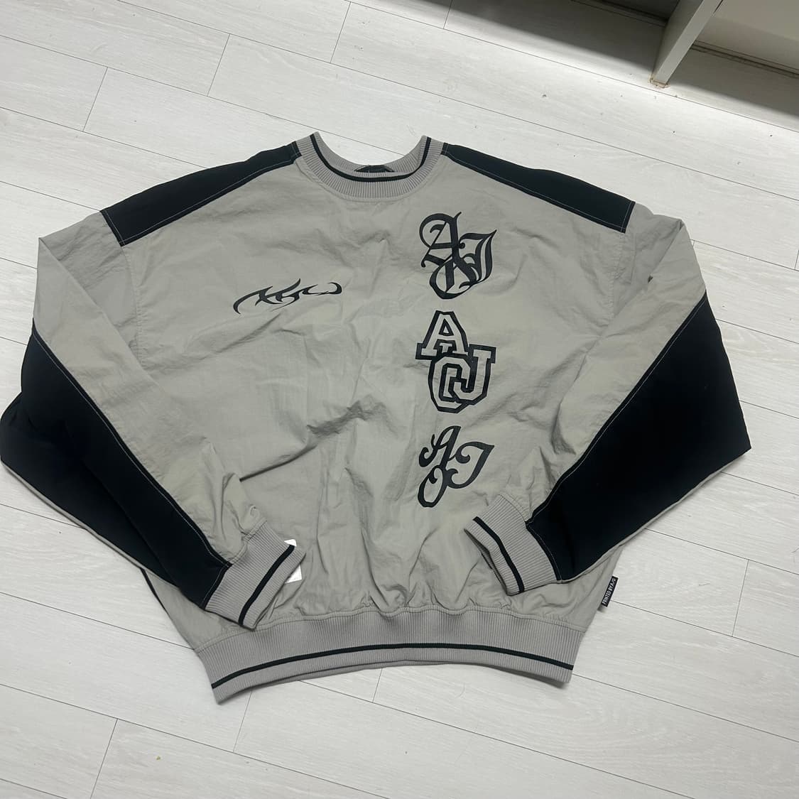 아조바이아조 나일론 스웨트셔츠 엑스라지 상품이미지4