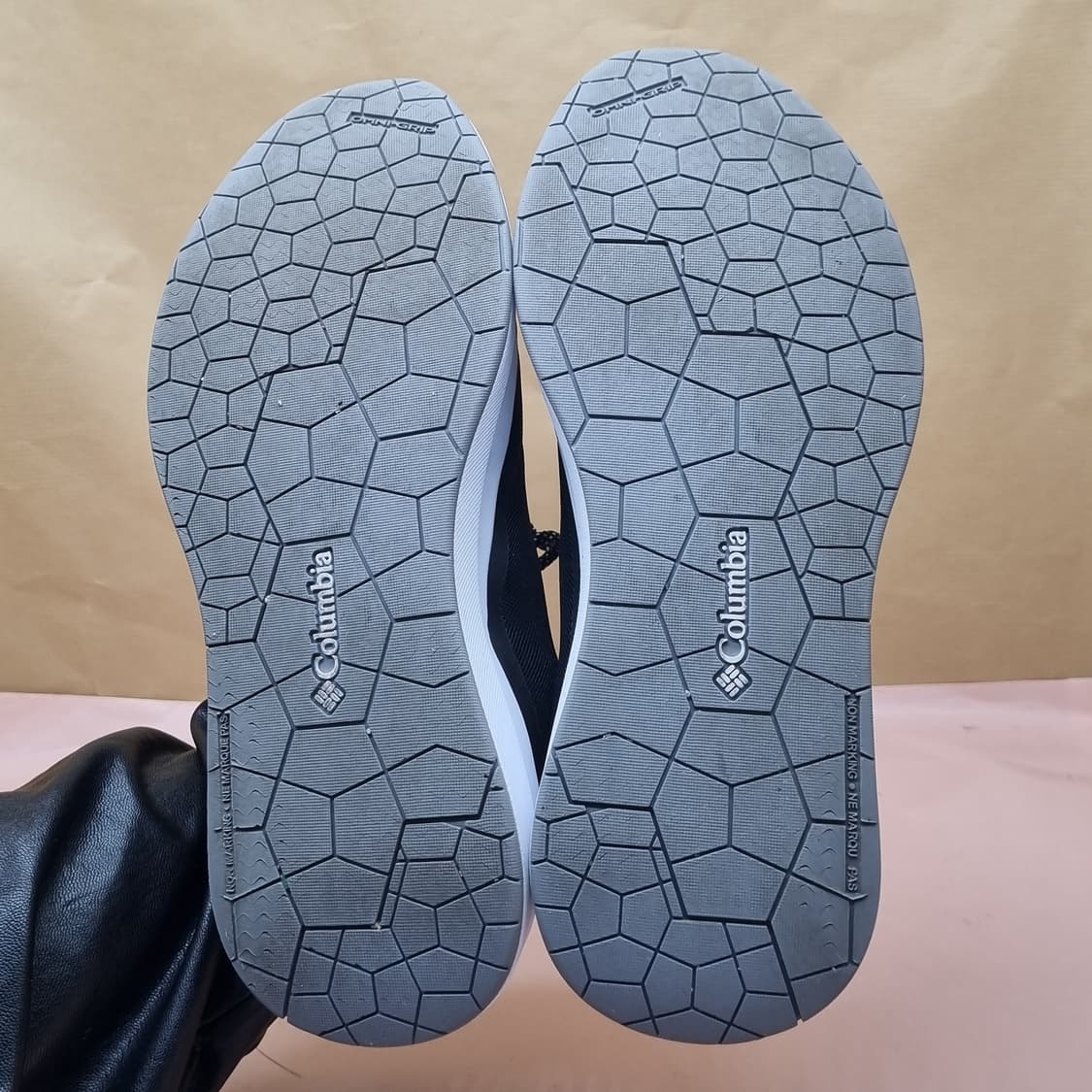 컬럼비아 블랙 운동화 265 상품이미지3