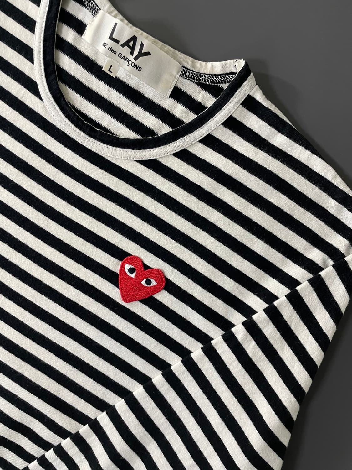 [L] 꼼데가르송 플레이 스트라이프 롱슬리브 긴팔티셔츠 상품이미지3