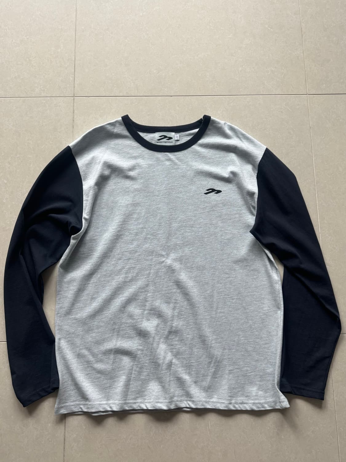 탄산마그네슘 롱슬리브 팝니다 상품이미지1