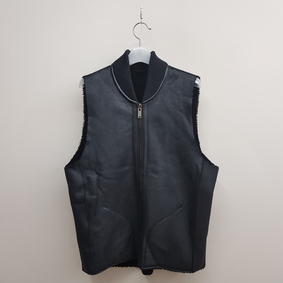 비이커 BAKER 양모 리버시블 무스탕 베스트 2사이즈 상품이미지3