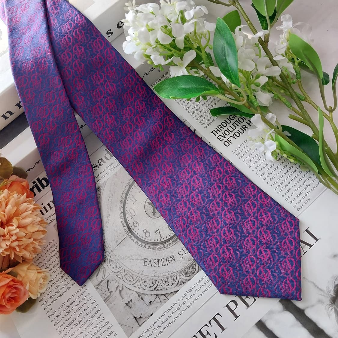 듀퐁 실크 퍼플 로고 자카드 슬림 넥타이 8cm A+등급 K1487
 상품이미지2