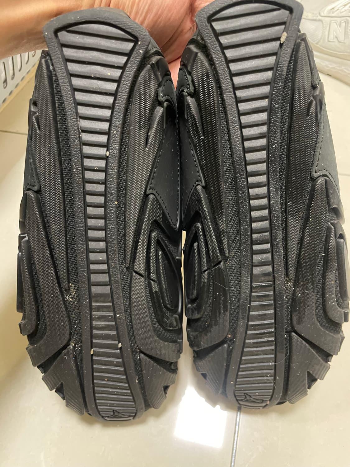 푸마 산산기어 탈론블랙 260(급처) 상품이미지6