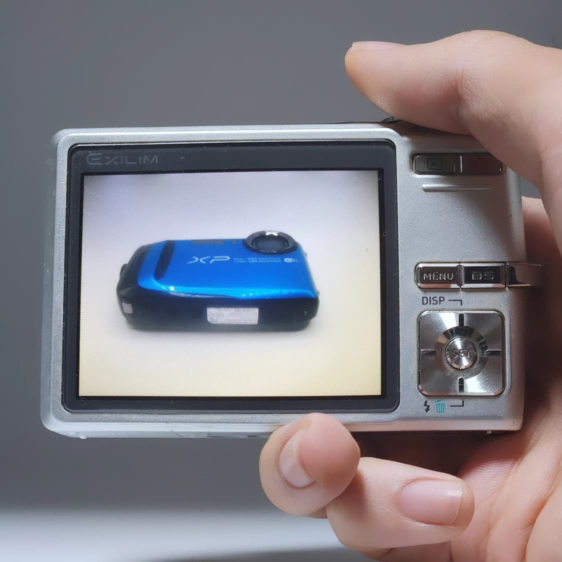 작례⭕️ 최저가✨️ 카시오 EXILIM EX-Z600 실버 디지털 카메라 상품이미지4