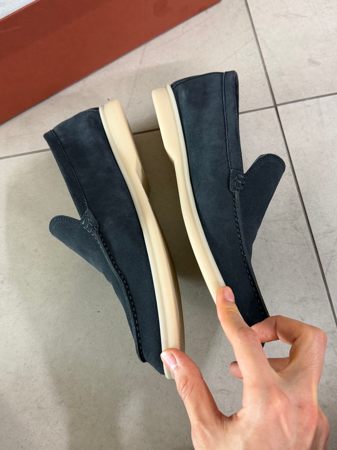 (42.5)로로피아나 썸머워크 상품이미지4