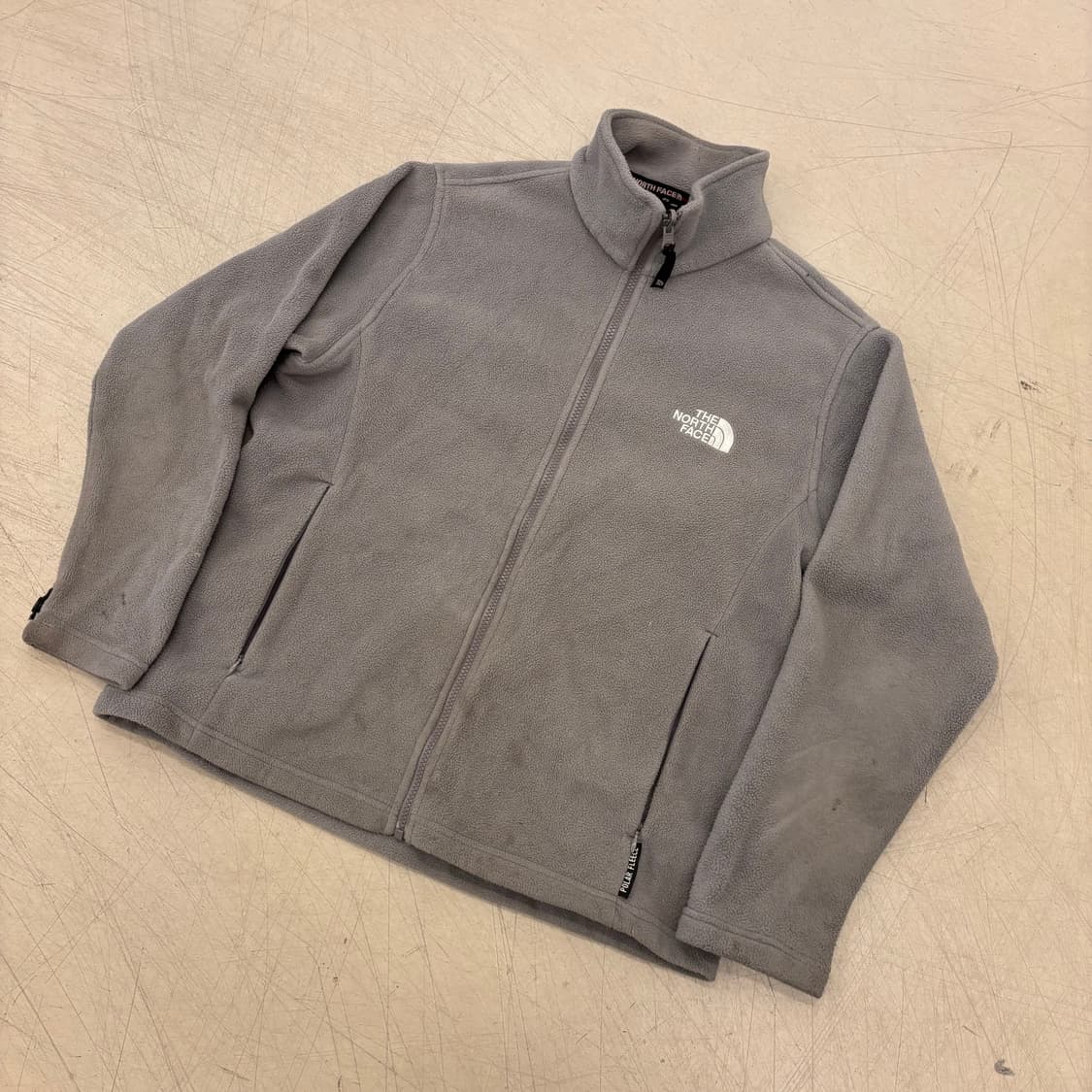 노스페이스 그레이 폴라 플리스 집업 상품이미지1