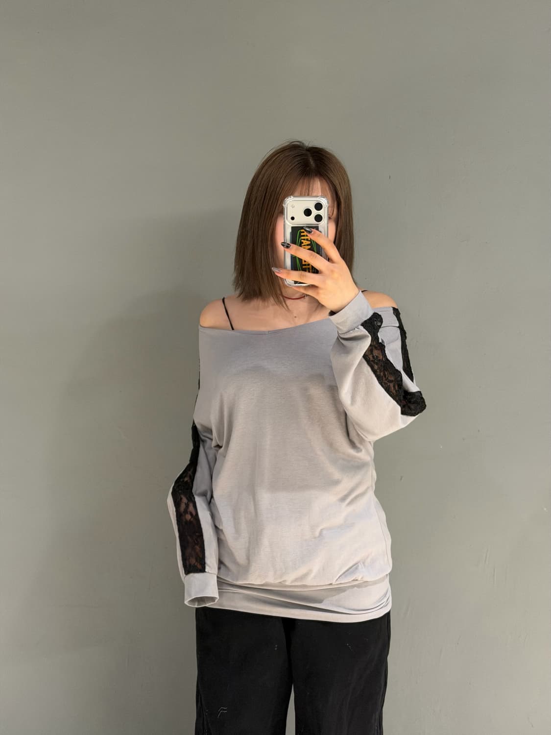 lace line detail v-neck sleeve & ops 상품이미지2