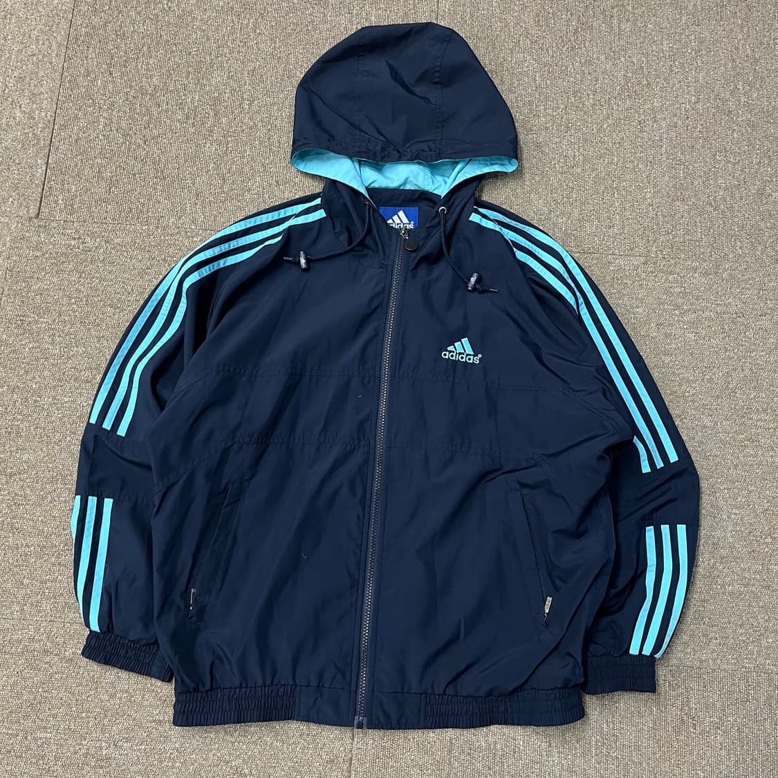 아디다스 바람막이 상품이미지2
