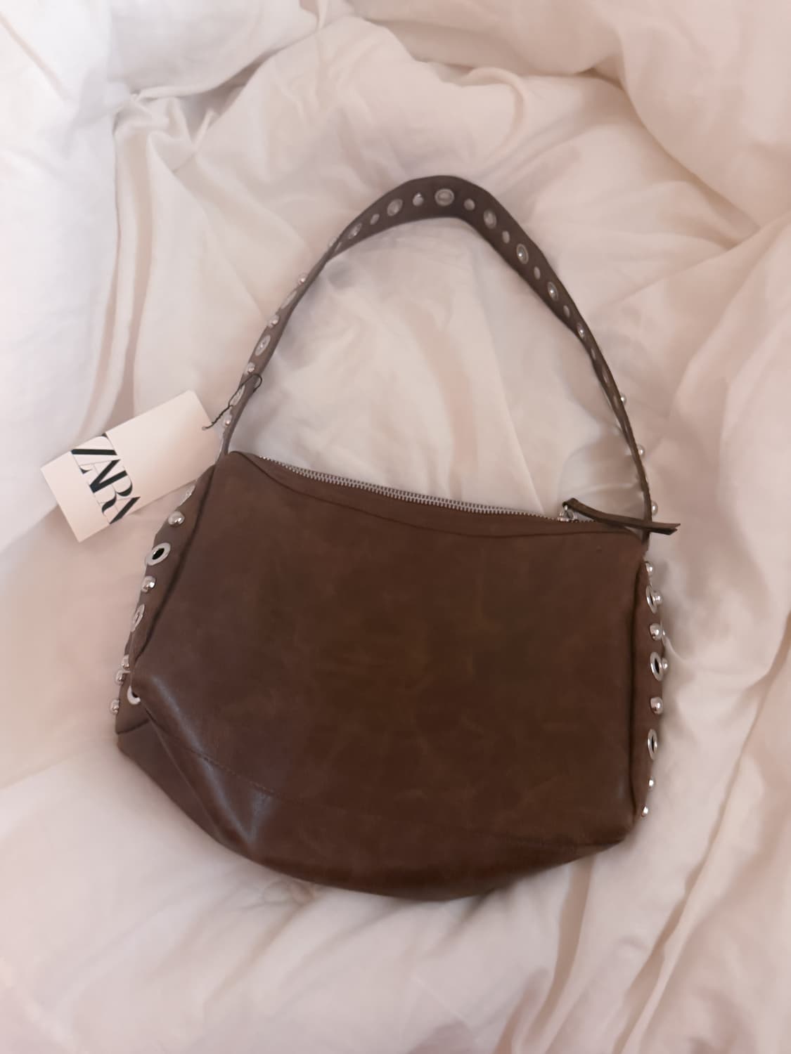 Zara 자라 가방 메탈 아플리케 숄더백 다크탄  상품이미지2