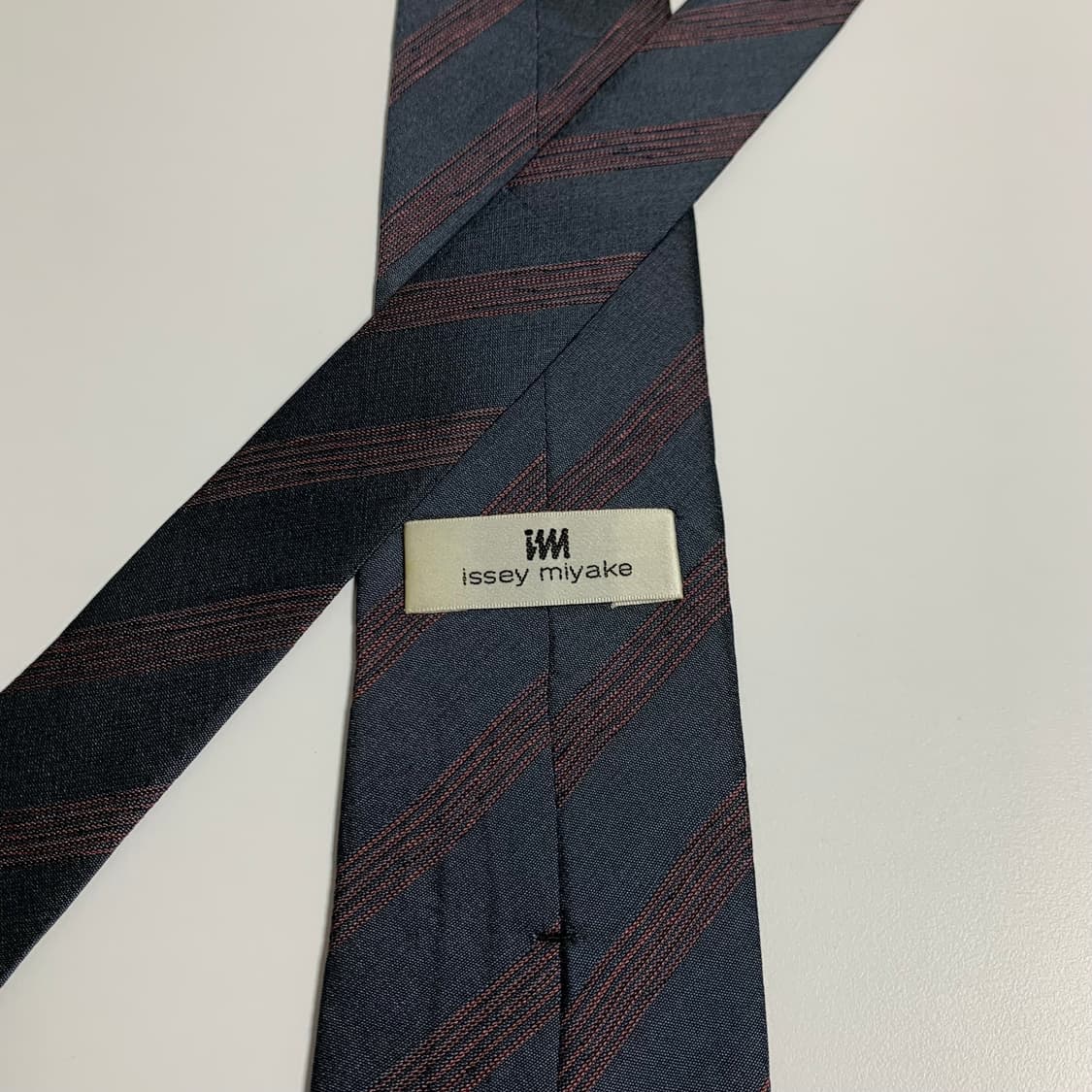 이세이미야케 명품 중고넥타이 클래식 100실크 7.5cm 상품이미지5