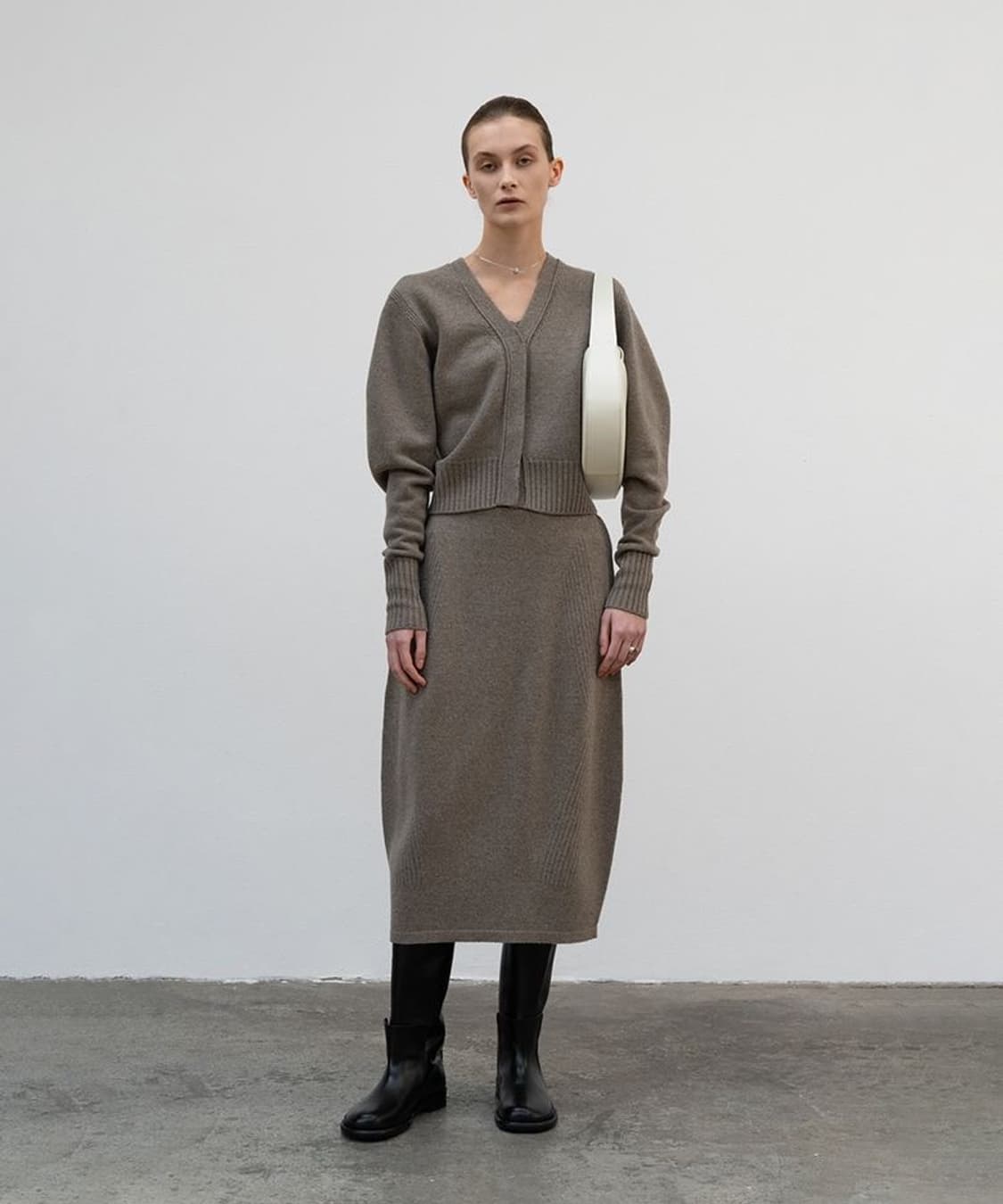 로우클래식 울 캐시미어 스커트 베이지 상품이미지2