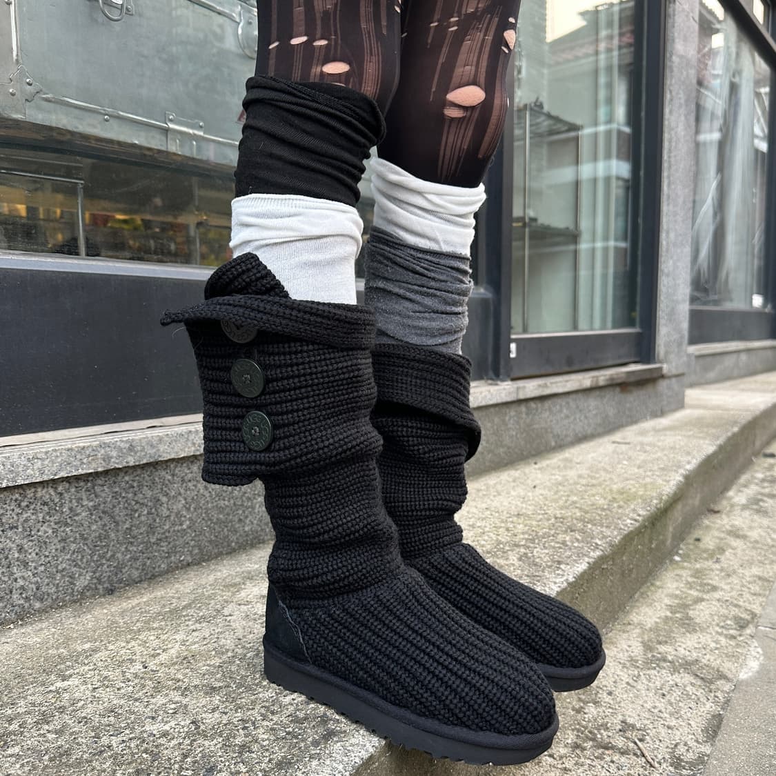 00s 블랙 니트 카디 어그 부츠 상품이미지1