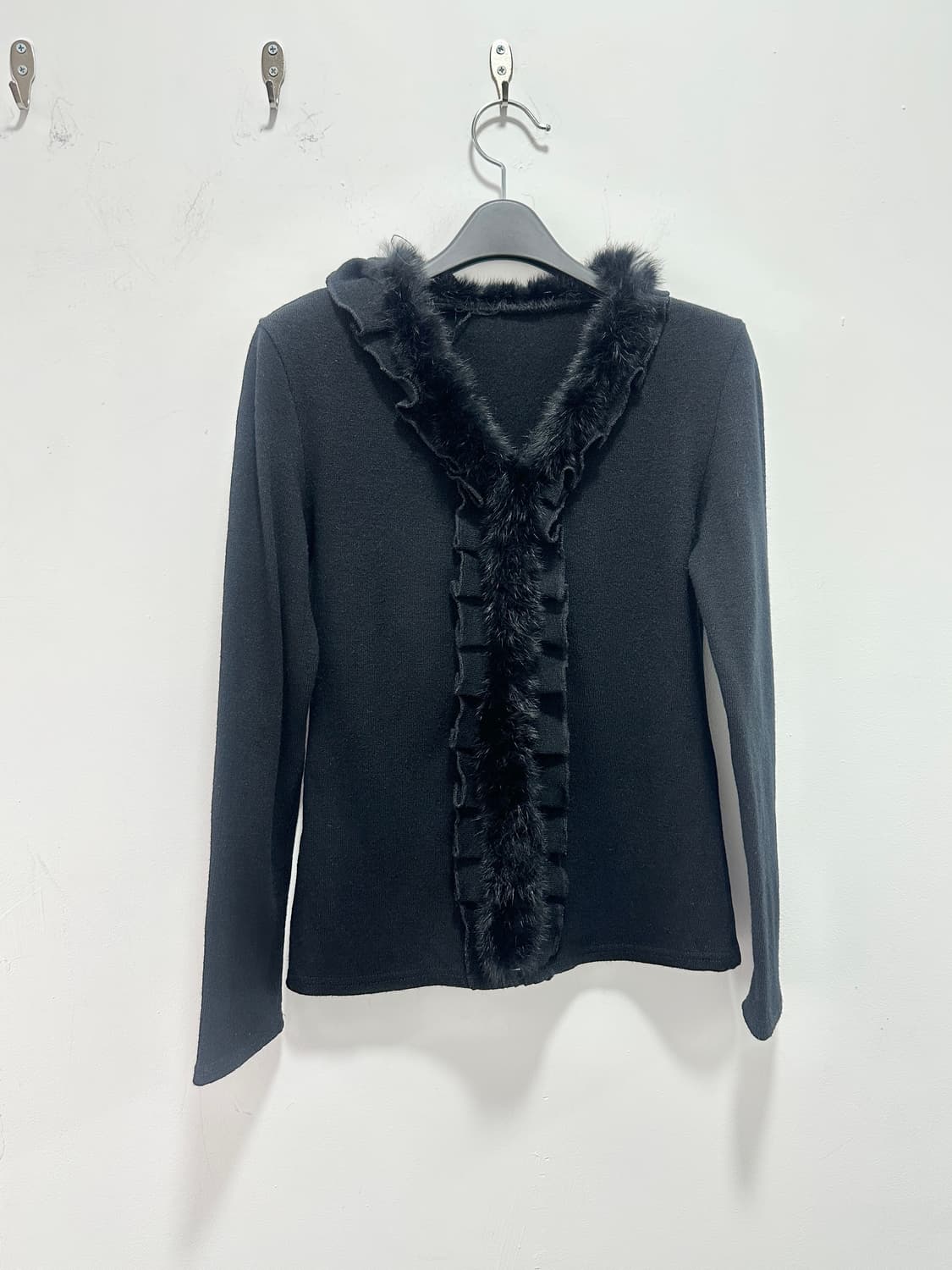Black fur trimming knit top  상품이미지3