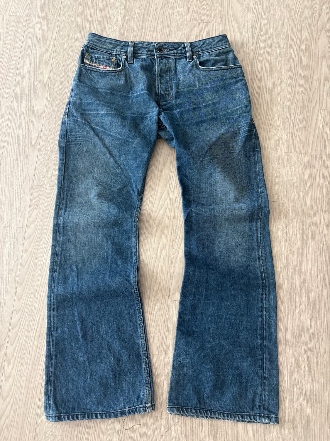 디젤 부츠컷 데님 청바지 상품이미지1