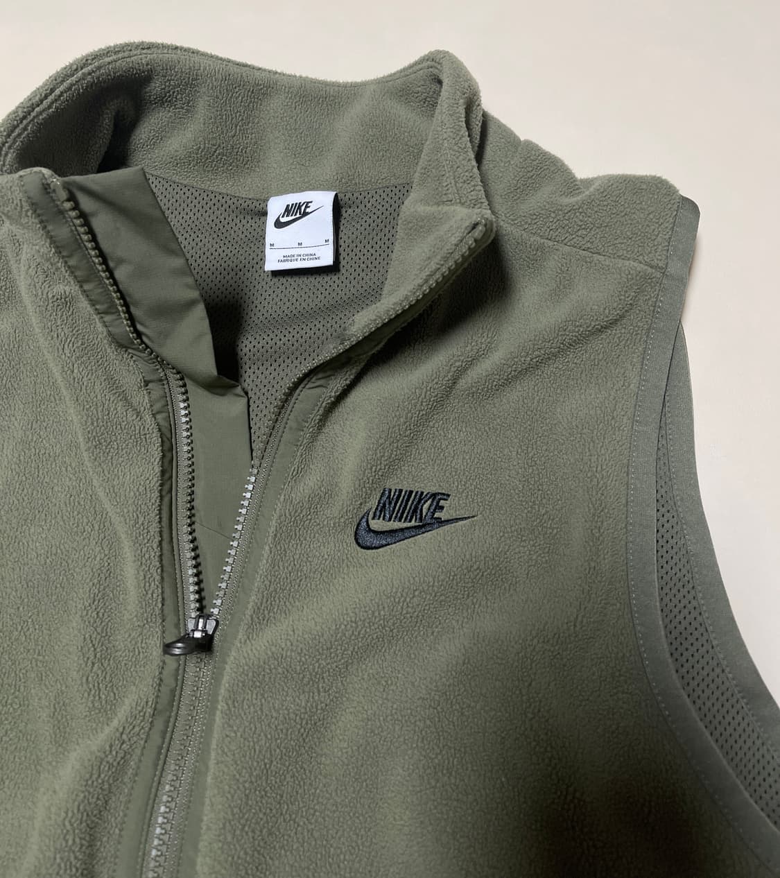 나이키 클럽 플리스+ 윈터라이즈드 베스트 올리브  상품이미지3