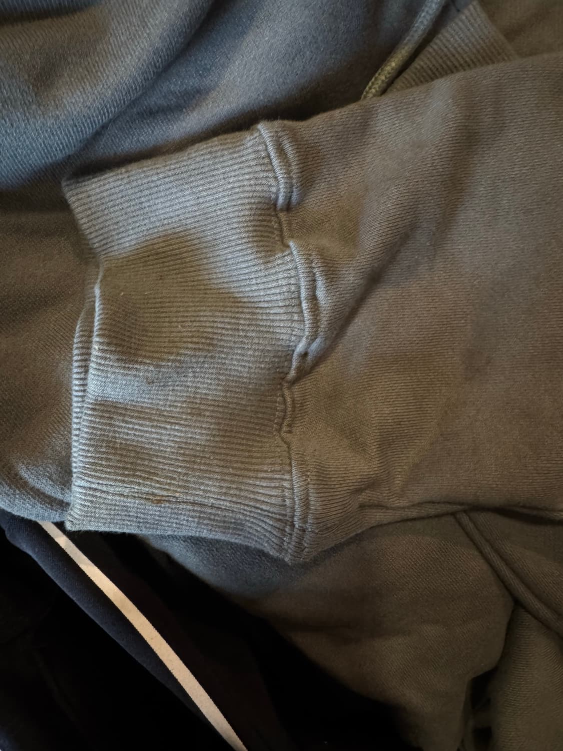 아이앱 스튜디오 카키색 조거 팬츠 상품이미지4