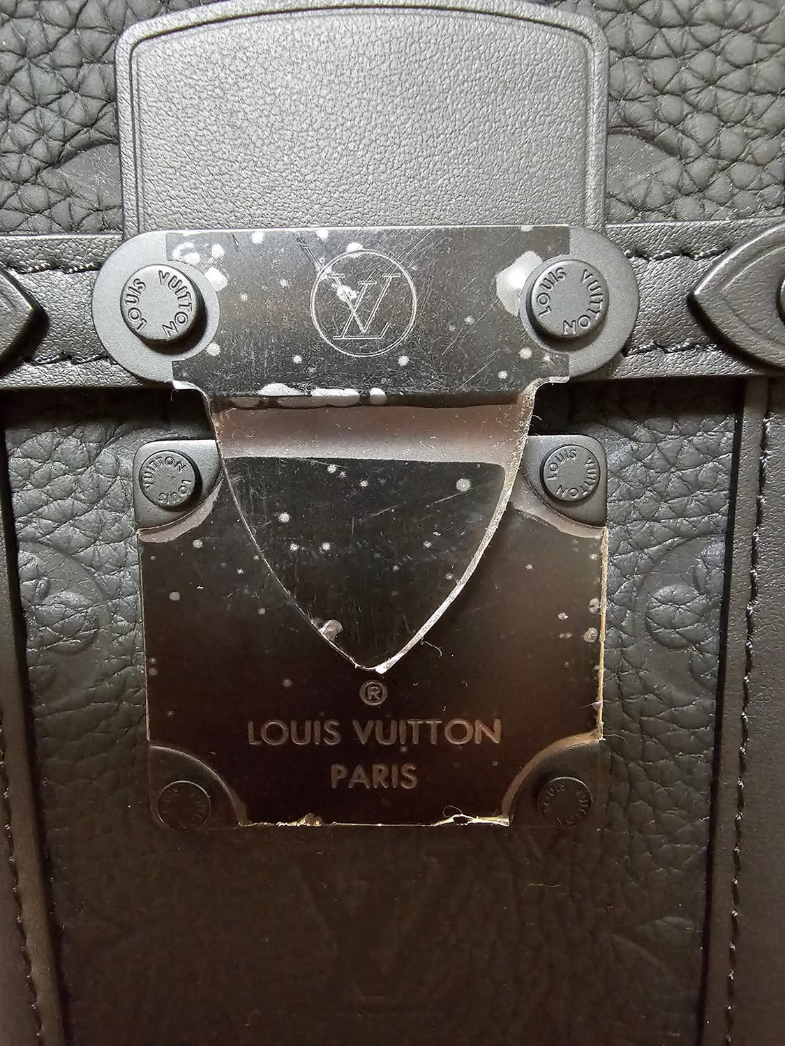 루이비통 버질아블로 s락 토리옹 버티컬 트렁크 크로스백 상품이미지8