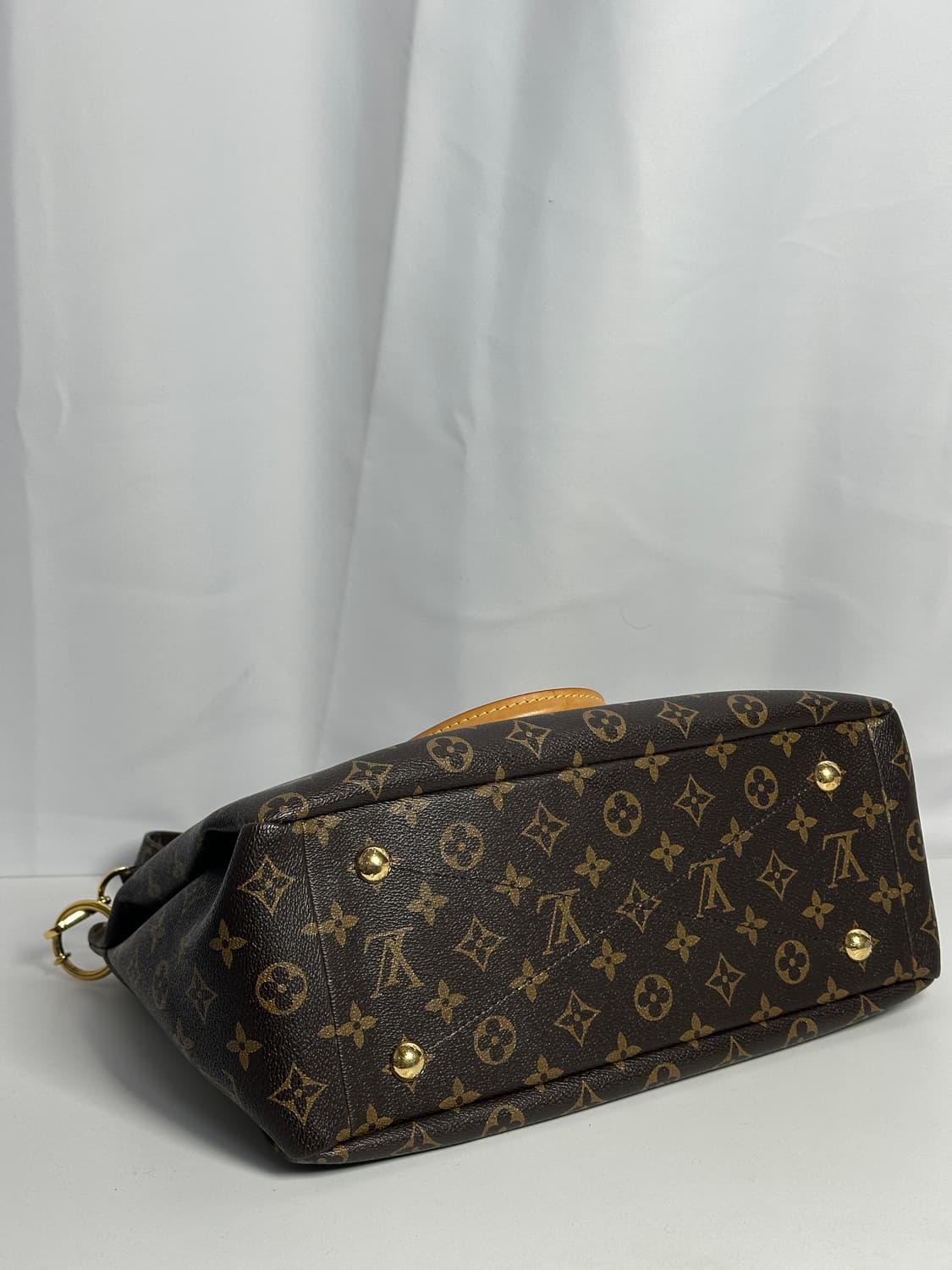 루이비통 팔라스 MM 모노그램 레드 상품이미지6