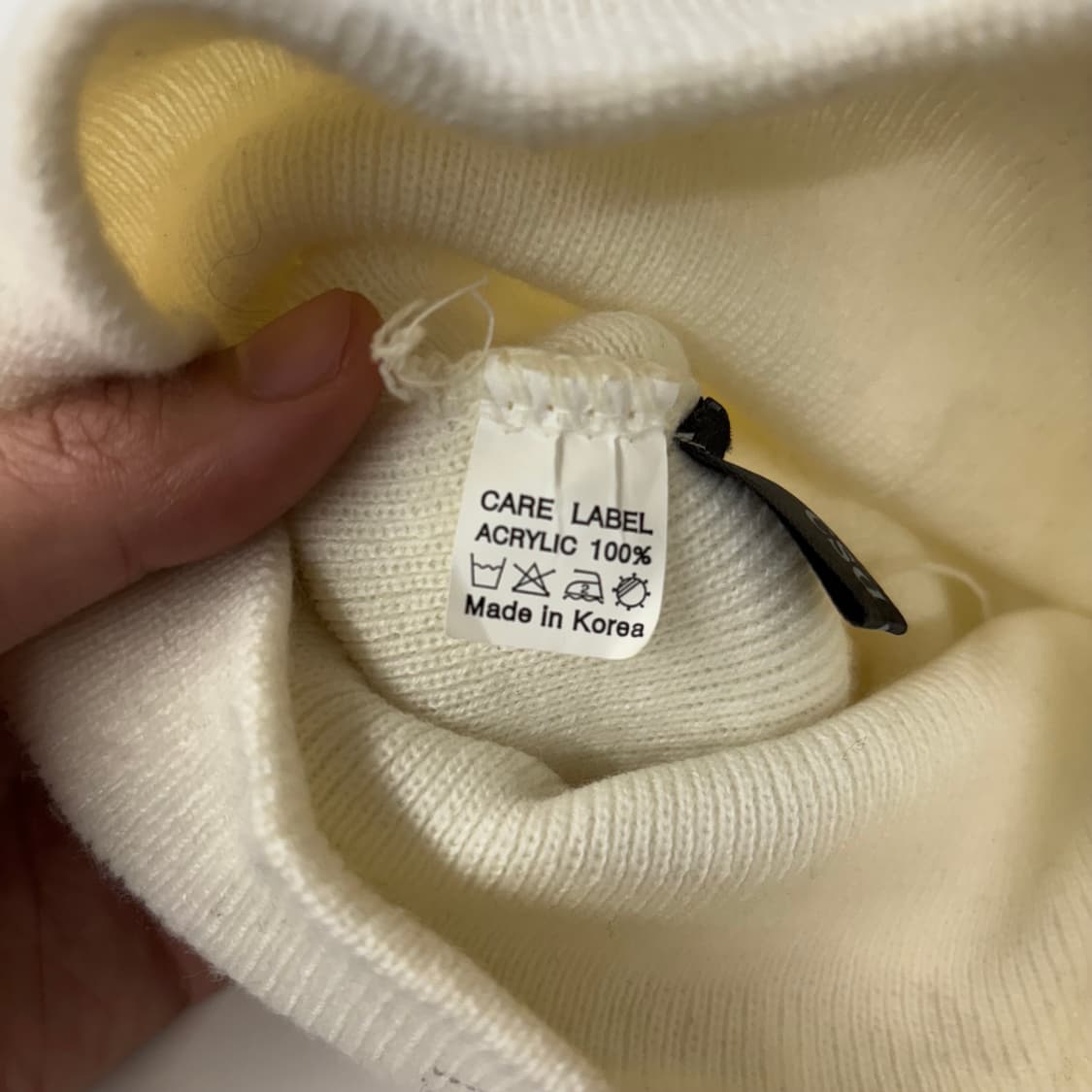 큐빅 바이오하자드 로고 화이트 비니 상품이미지3