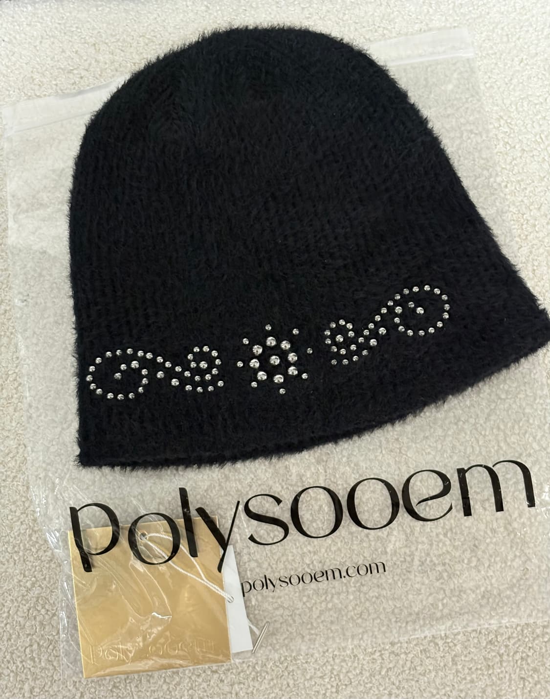 폴리수엠 비니 ORNAMENT FAUX ANGORA BEANIE 상품이미지2