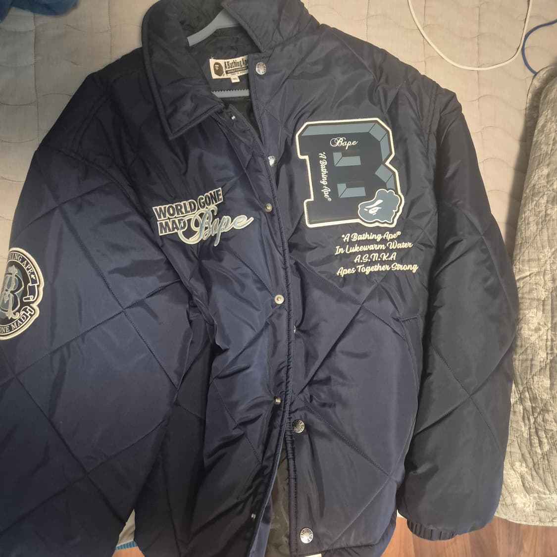 베이프 네이비 아카이브 라인 퀄팅 패딩 자켓 상품이미지1