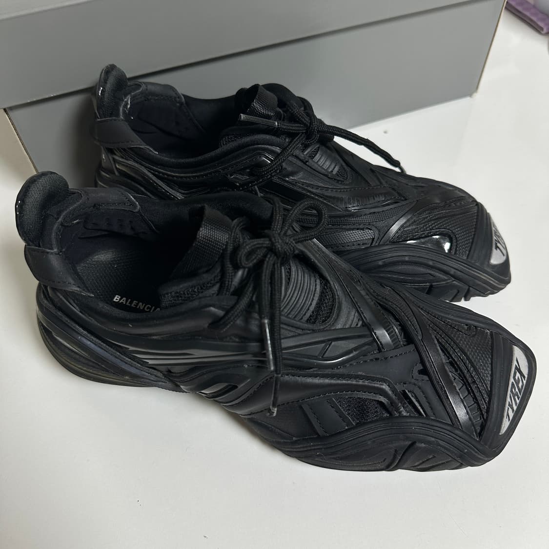 발렌시아가 타이렉스 스니커즈 블랙 36 상품이미지5