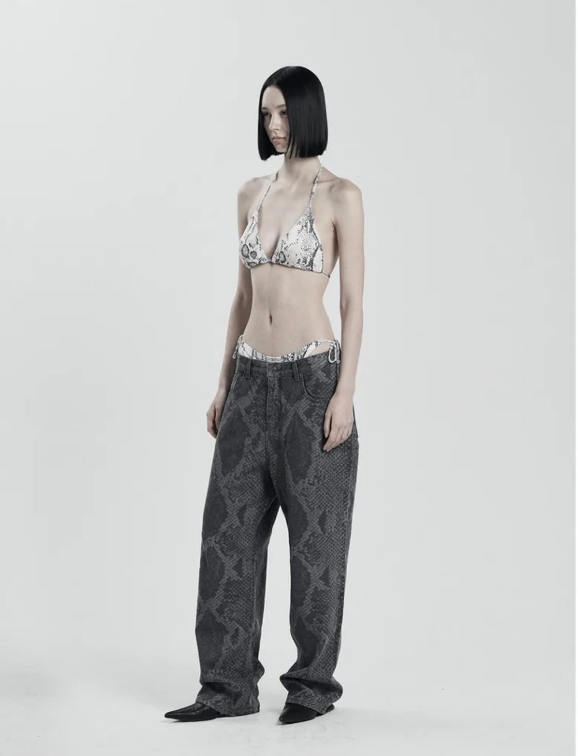 오도어 Kay Python Pants 상품이미지1