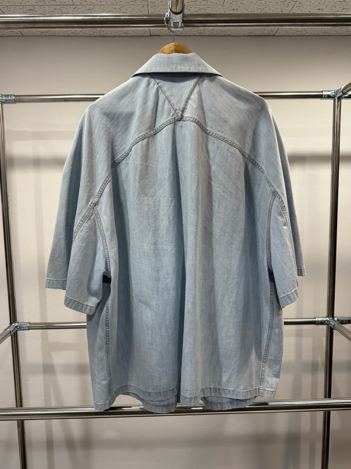 BOTTEGA VENETA —Light Denim Collar Shirt 상품이미지2