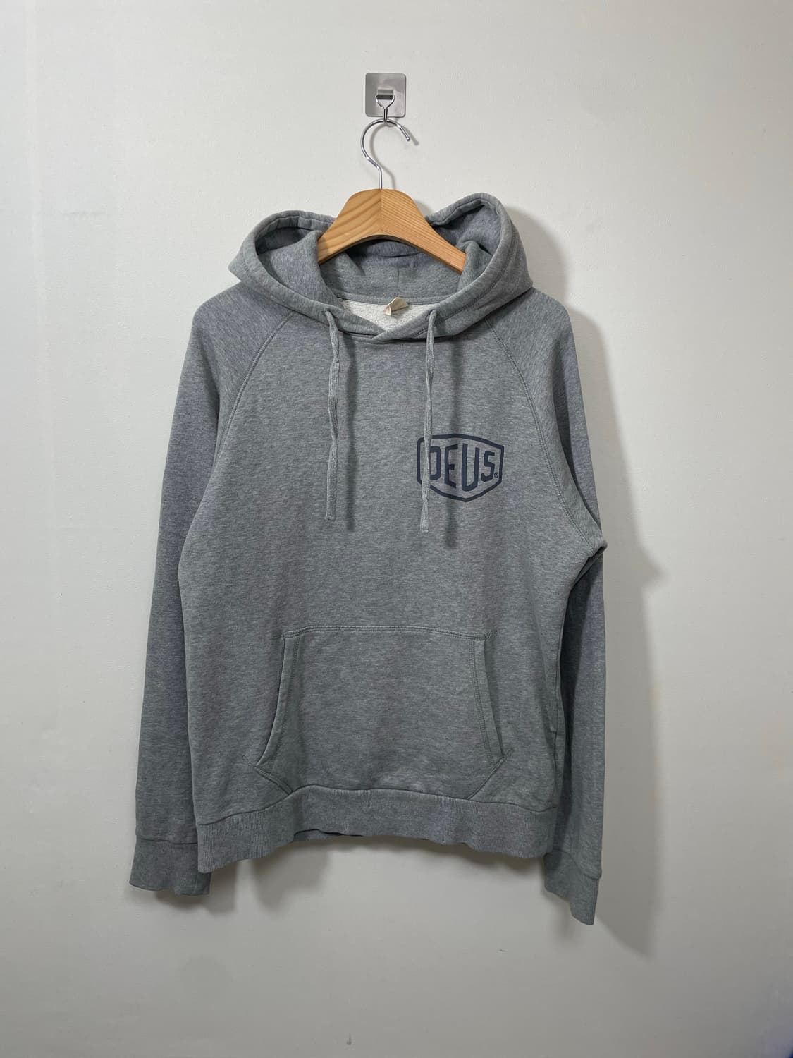 데우스Deus 메인로고 후드 XS - M35  상품이미지1