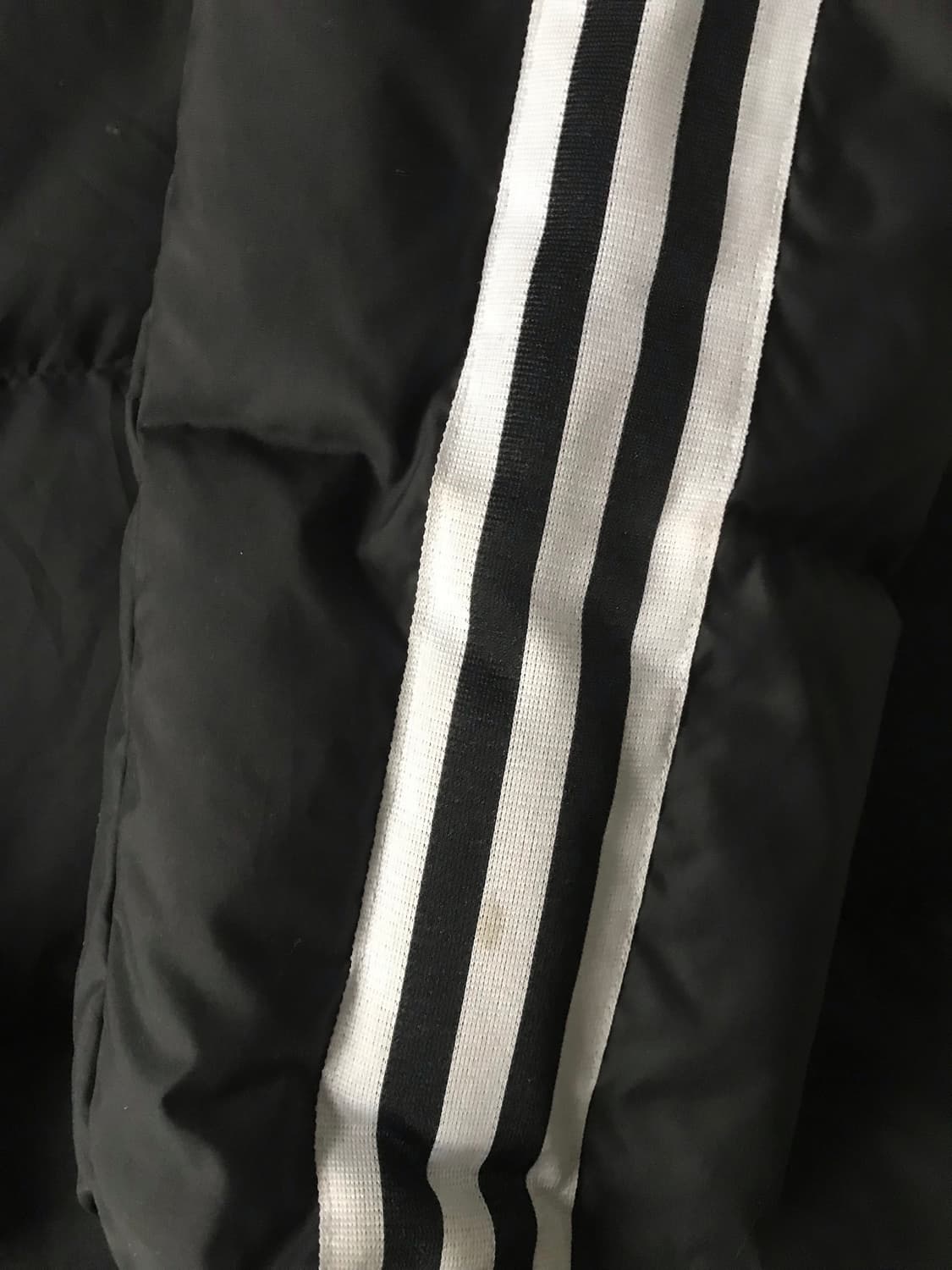 아디다스 검흰 롱패딩 상품이미지8