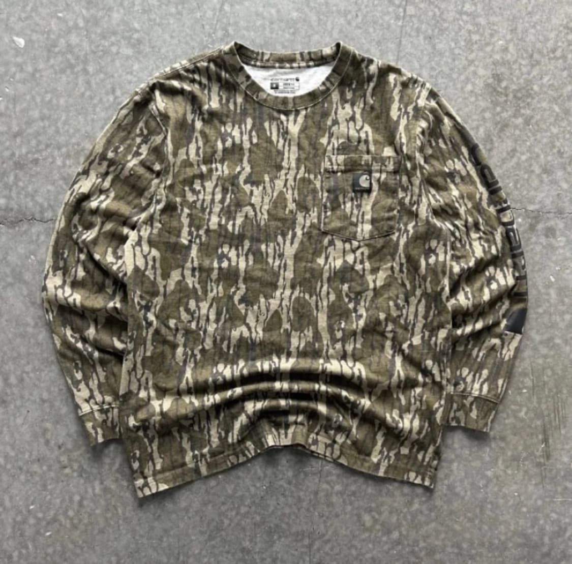 칼하트 카고 롱슬리브 상품이미지1