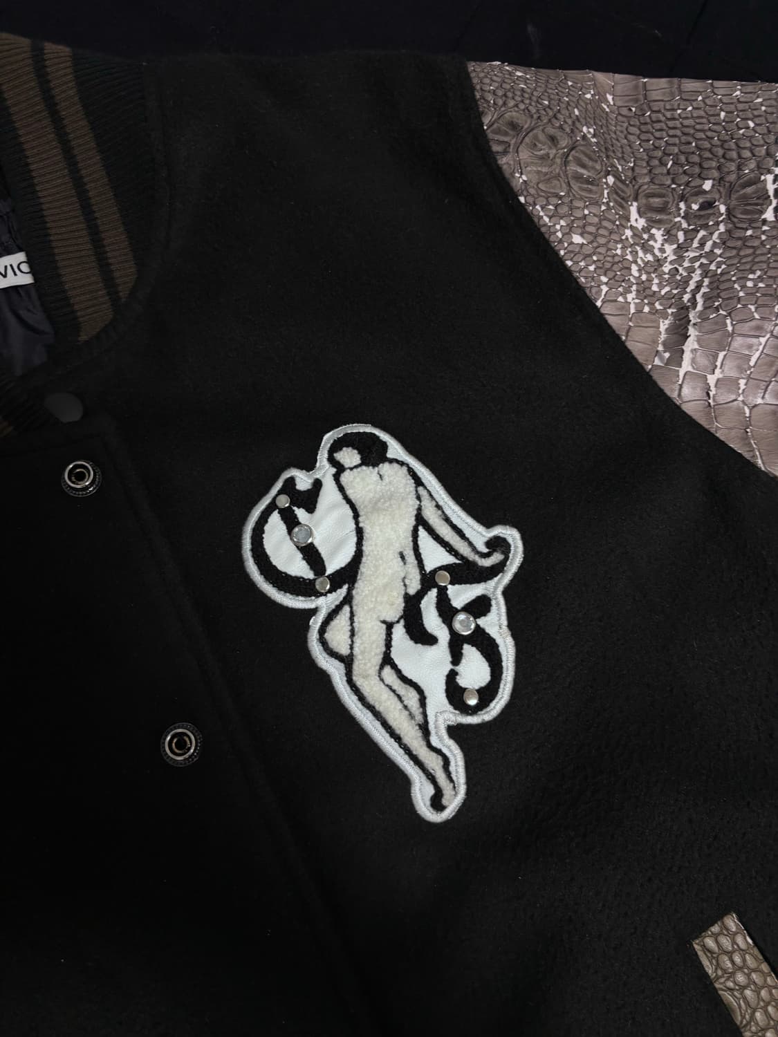 604service 레더 바시티 자켓 카키 상품이미지6