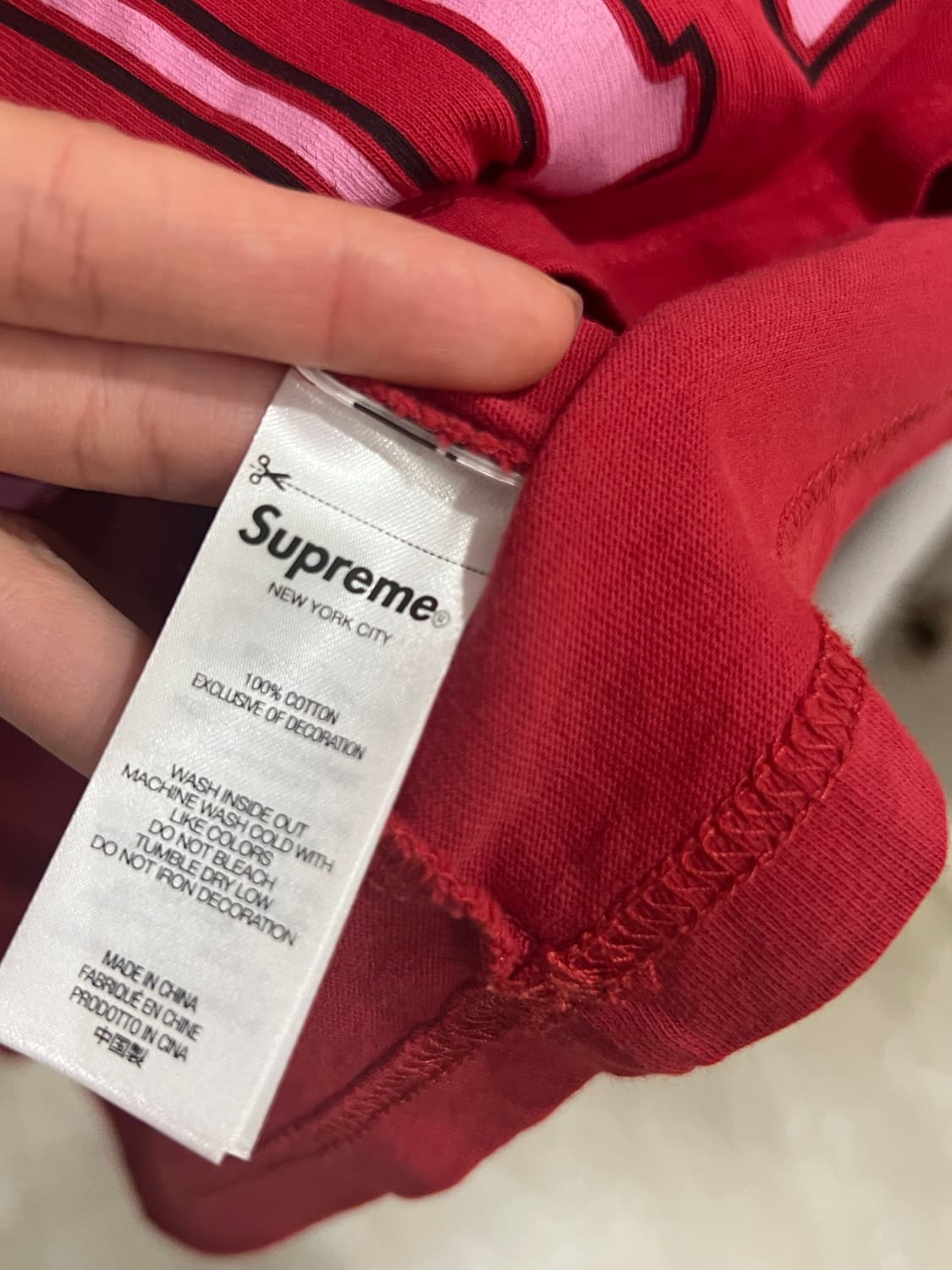 (새상품/정품) 25FW 슈프림 Supreme 크랙 반팔 티셔츠 레드 상품이미지4