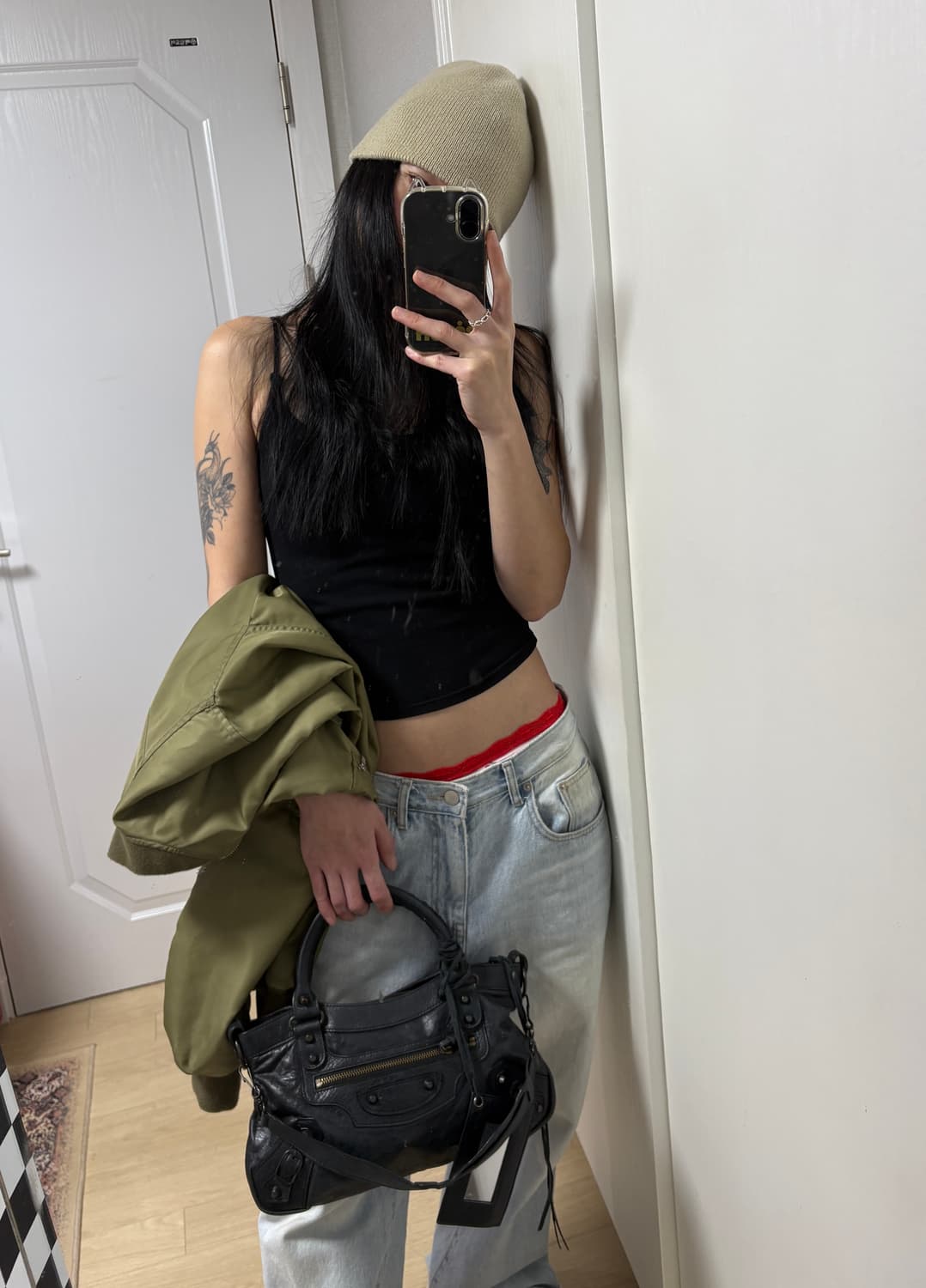 상태A/키티증정)발렌시아가 르시티 퍼스트백 블랙 상품이미지3