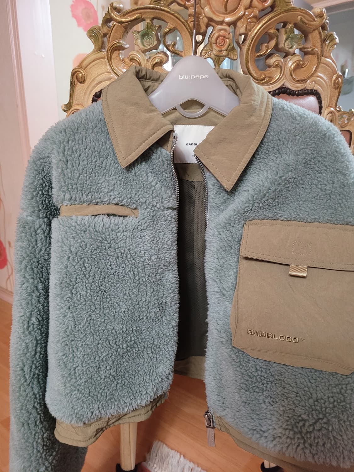 배드블러드 크롭 양털 후리스 자켓 상품이미지5