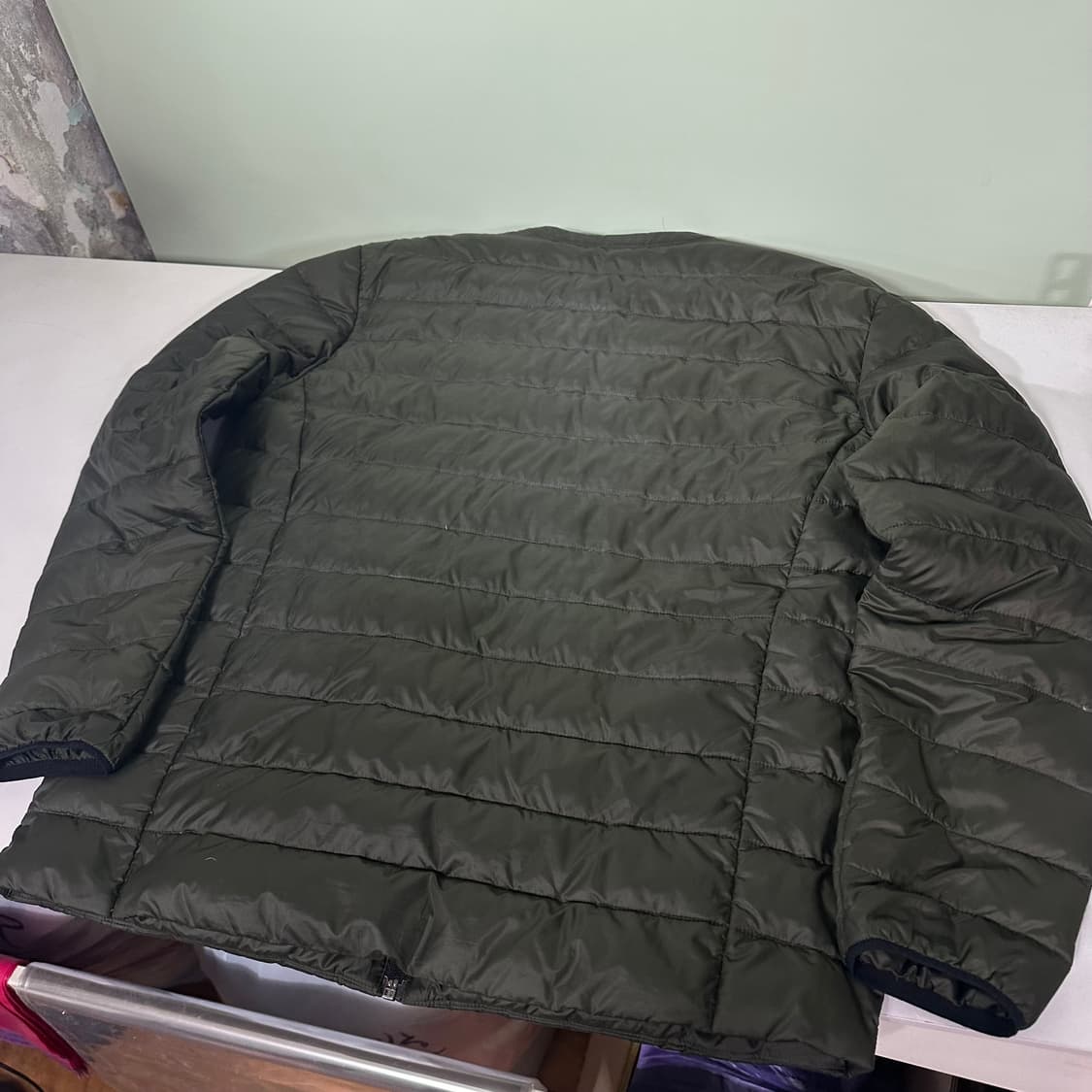 M-L 디스커버리 카키 기본로고 U넥 덕다운 경량점퍼 상품이미지5