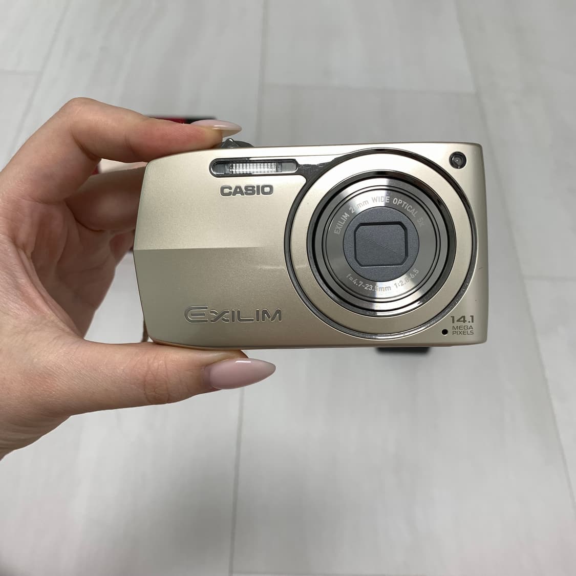 [풀박 재입고] casio ex-z2300 아일릿 모카 디카 카메라 상품이미지2