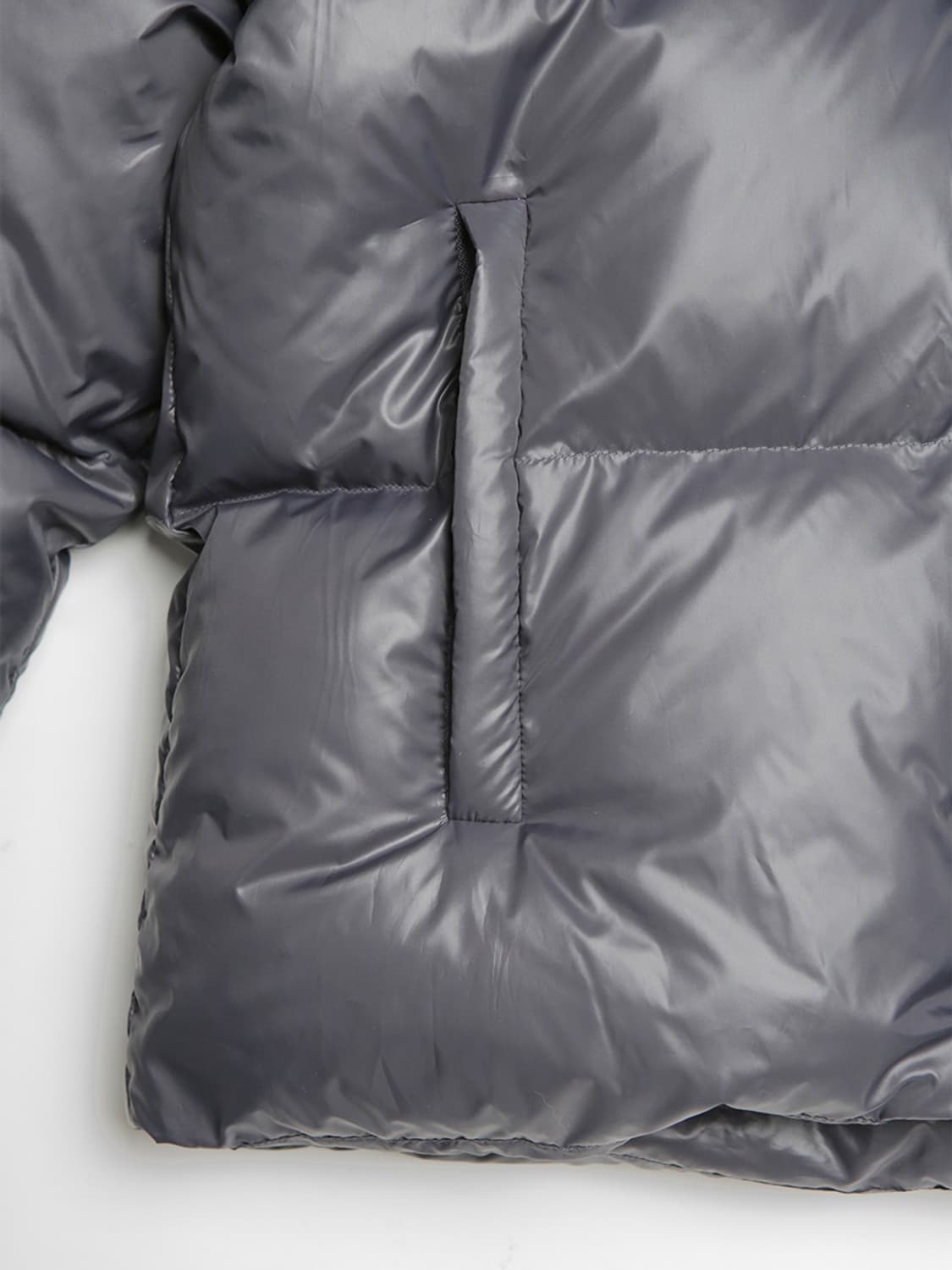 [플라스틱 프로덕트] Reversible Puffer 상품이미지7