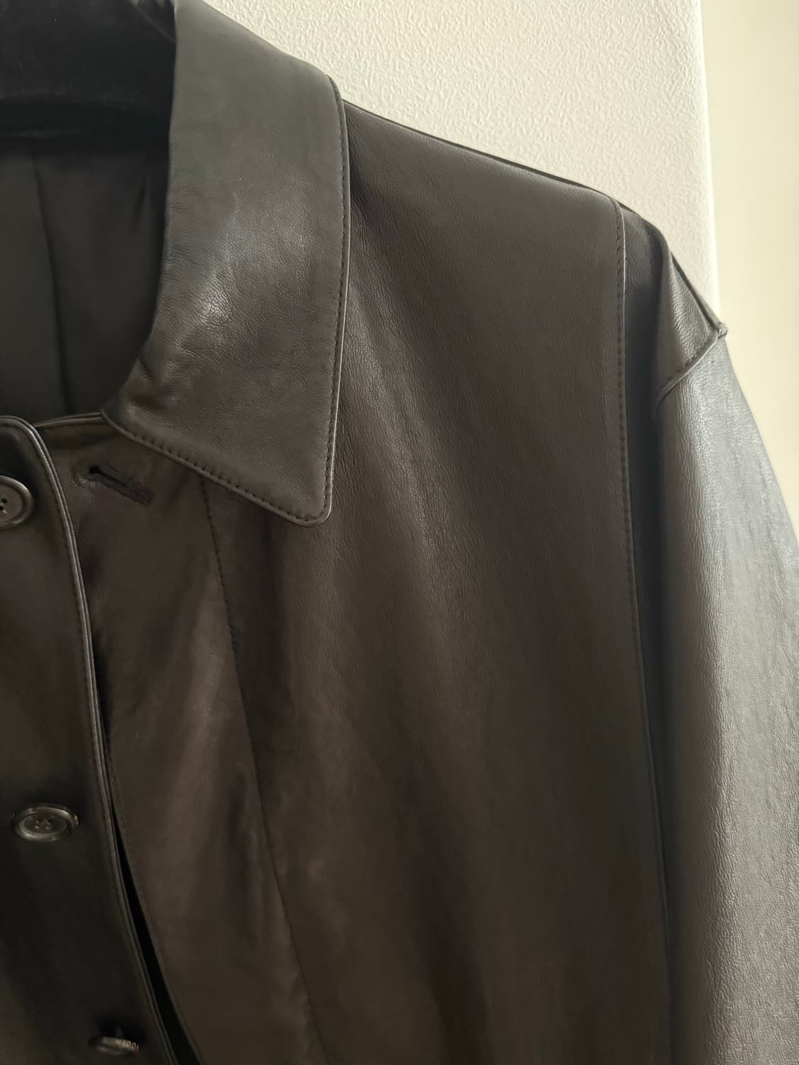 유스 25fw 레더 카코트 상품이미지4