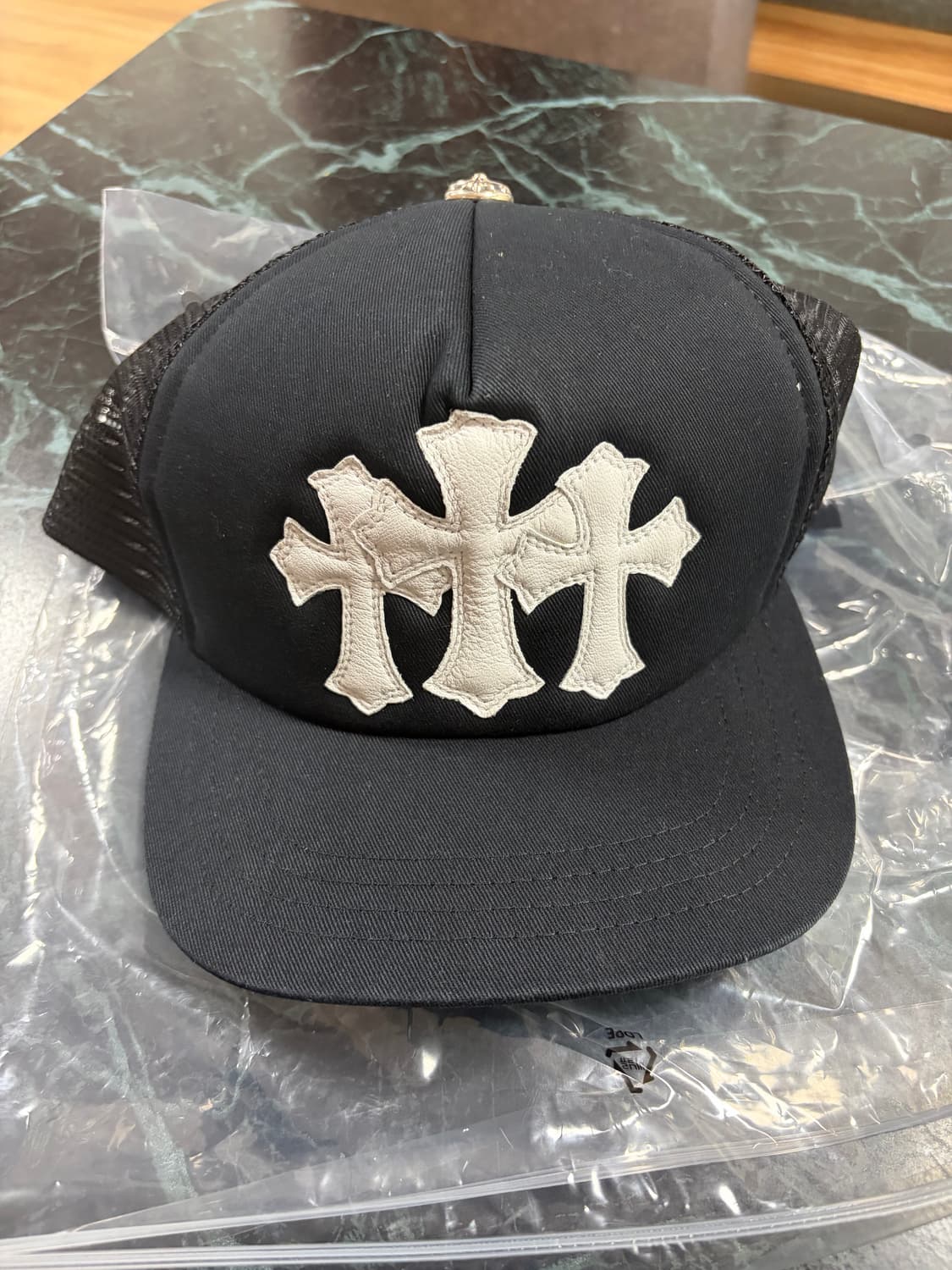 크롬하츠 세메터리 트러커햇 블랙  상품이미지1