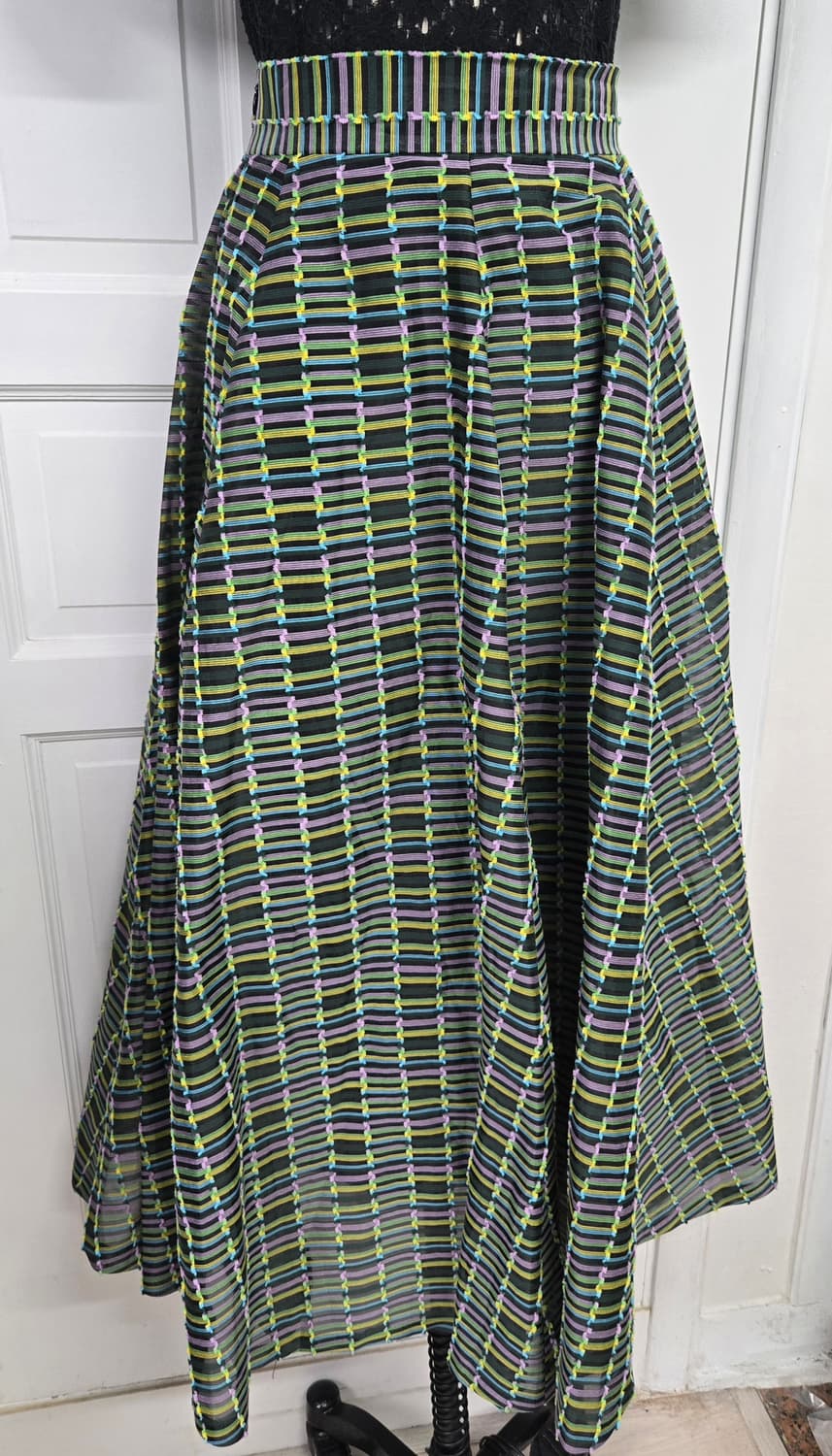 반앤질 패턴 플레어 롱스커트 상품이미지4